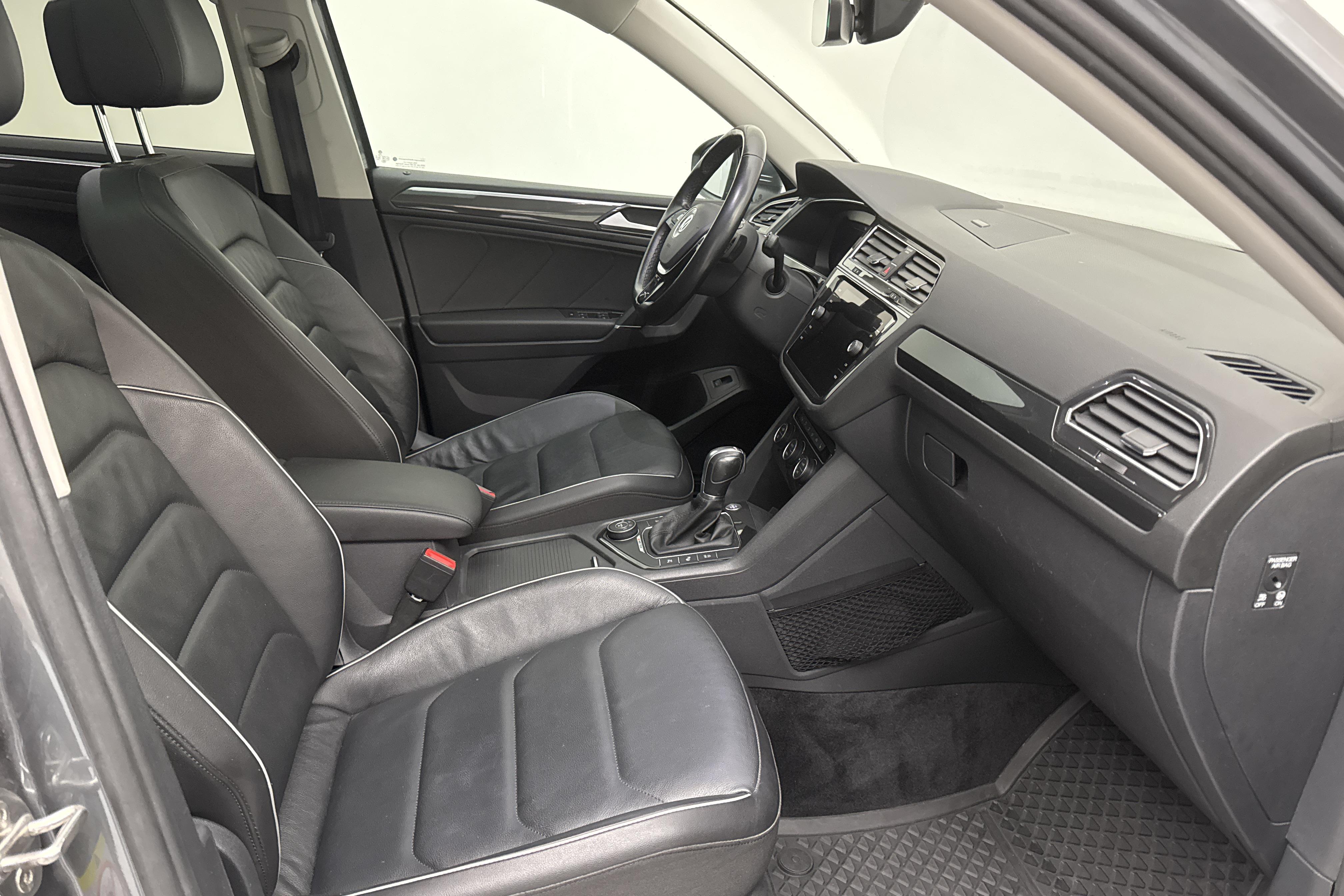 VW Tiguan Allspace 2.0 TDI 4MOTION (190hk) - 12 207 mil - Automat - Dark Grey - 2018