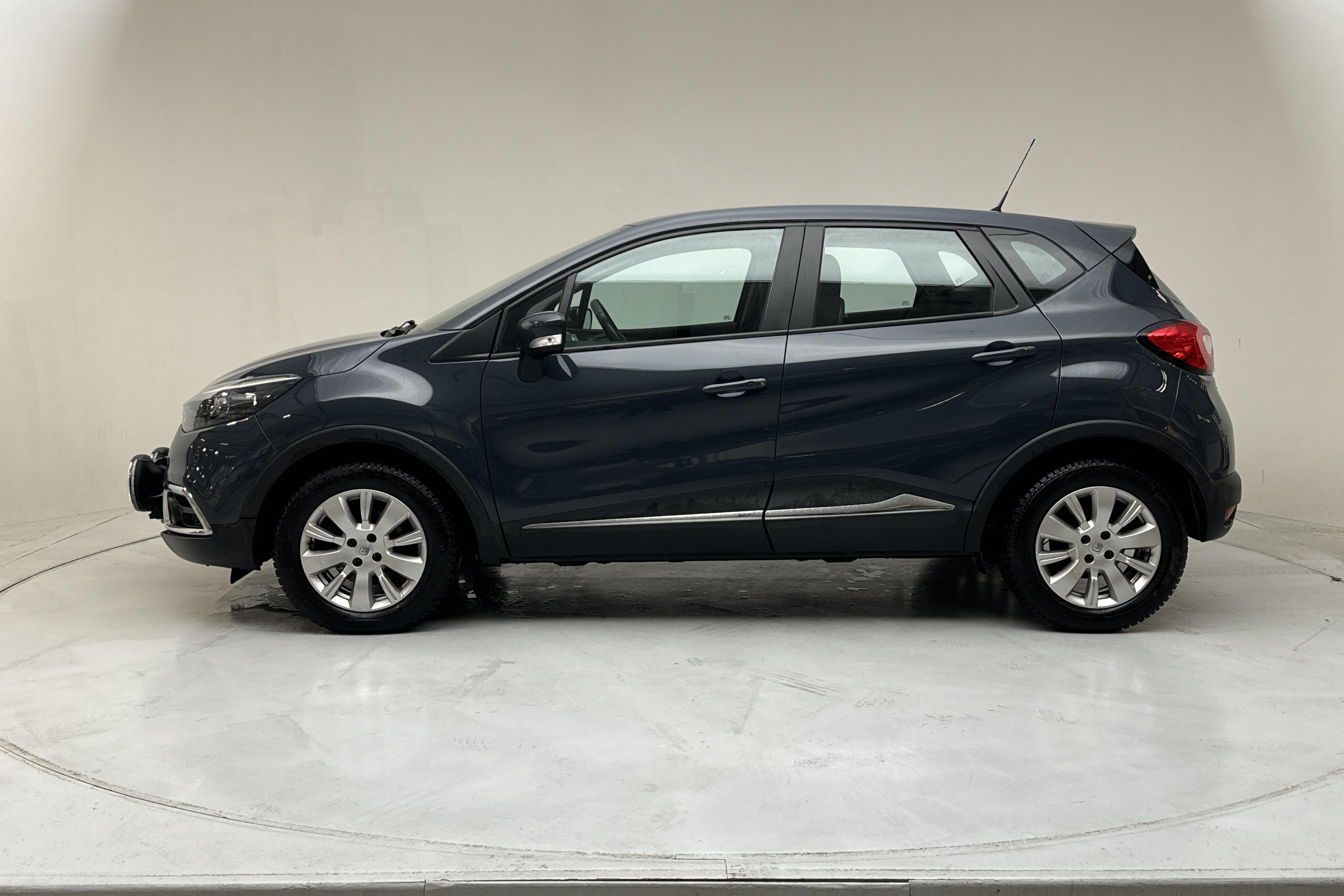 Renault Captur 1.2 TCe (120hk) - 99 810 km - Automatic - blue - 2014