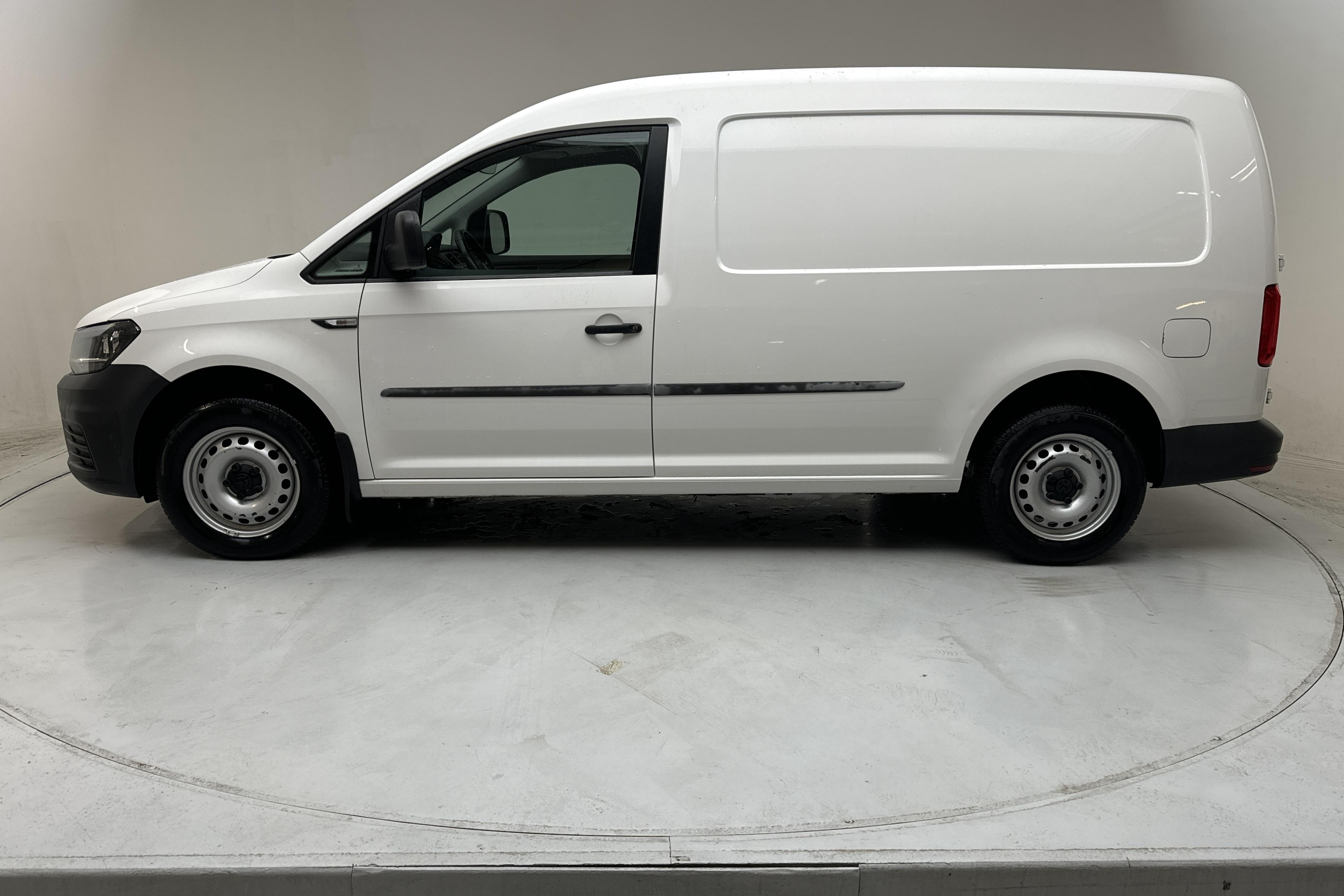 VW Caddy 2.0 TDI Maxi Skåp (102hk) - 12 336 mil - Automat - vit - 2019