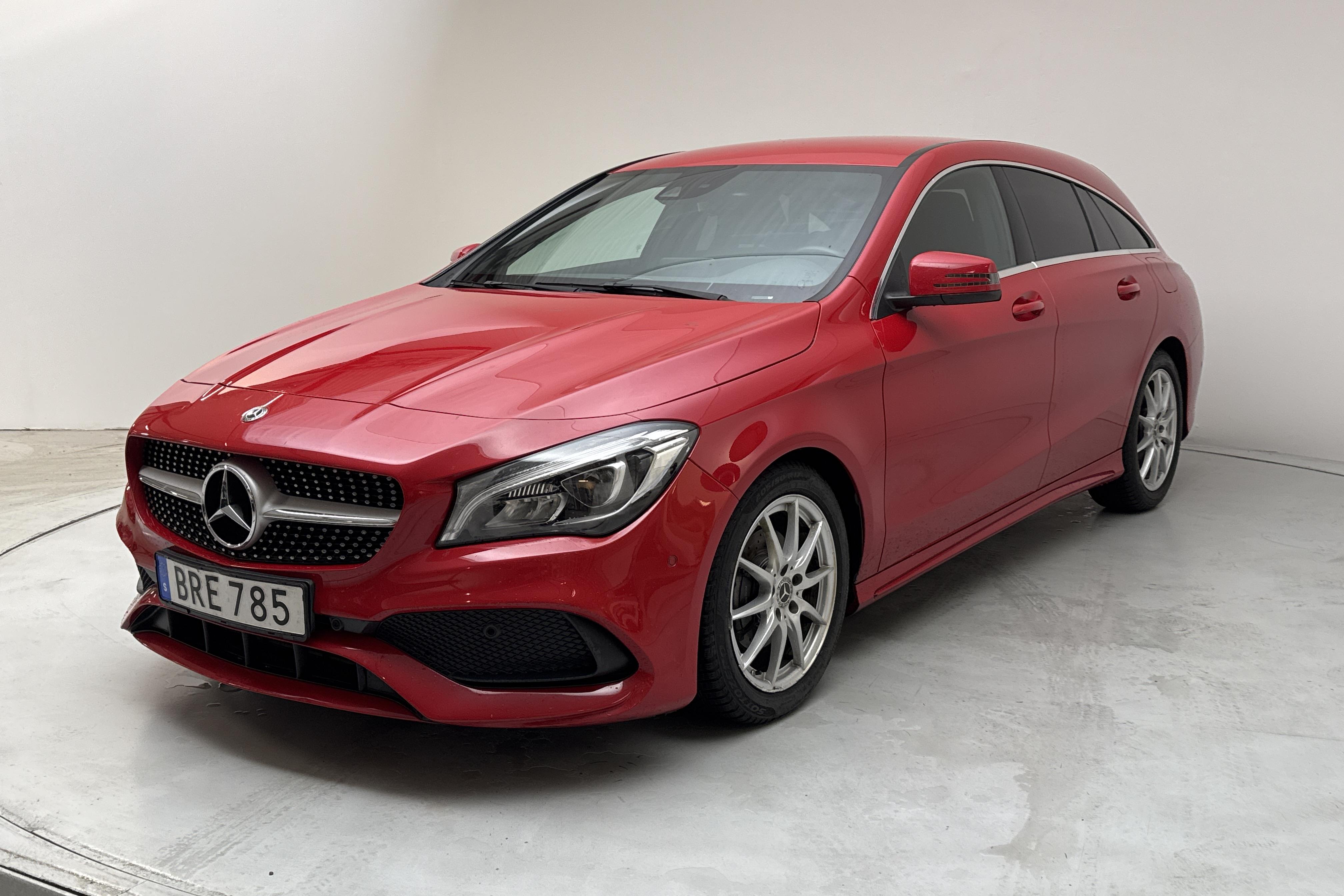 Mercedes CLA 200 d Shooting Brake X117 (136hk) - 62 620 km - Automatic - red - 2018