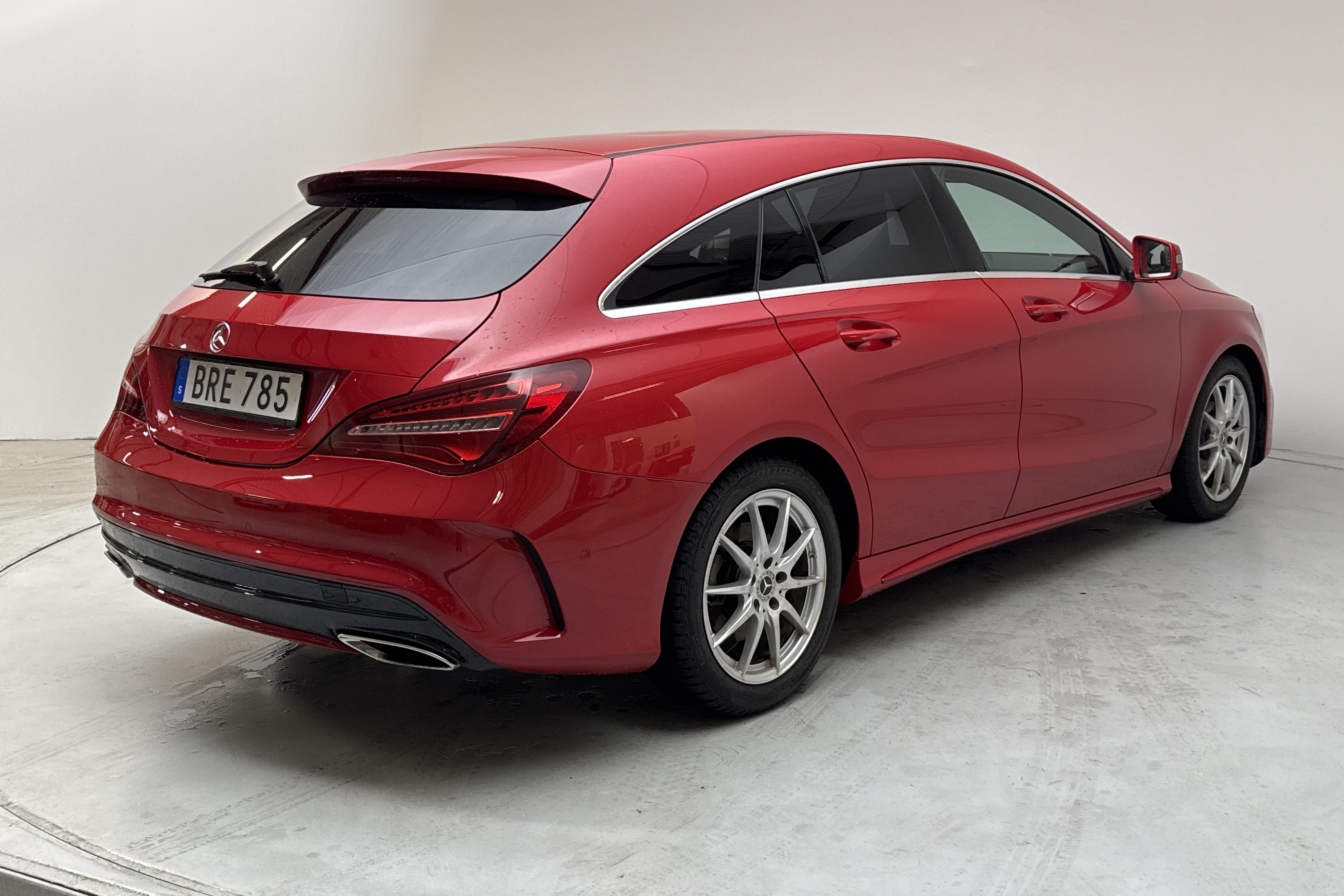 Mercedes CLA 200 d Shooting Brake X117 (136hk) - 62 620 km - Automatic - red - 2018