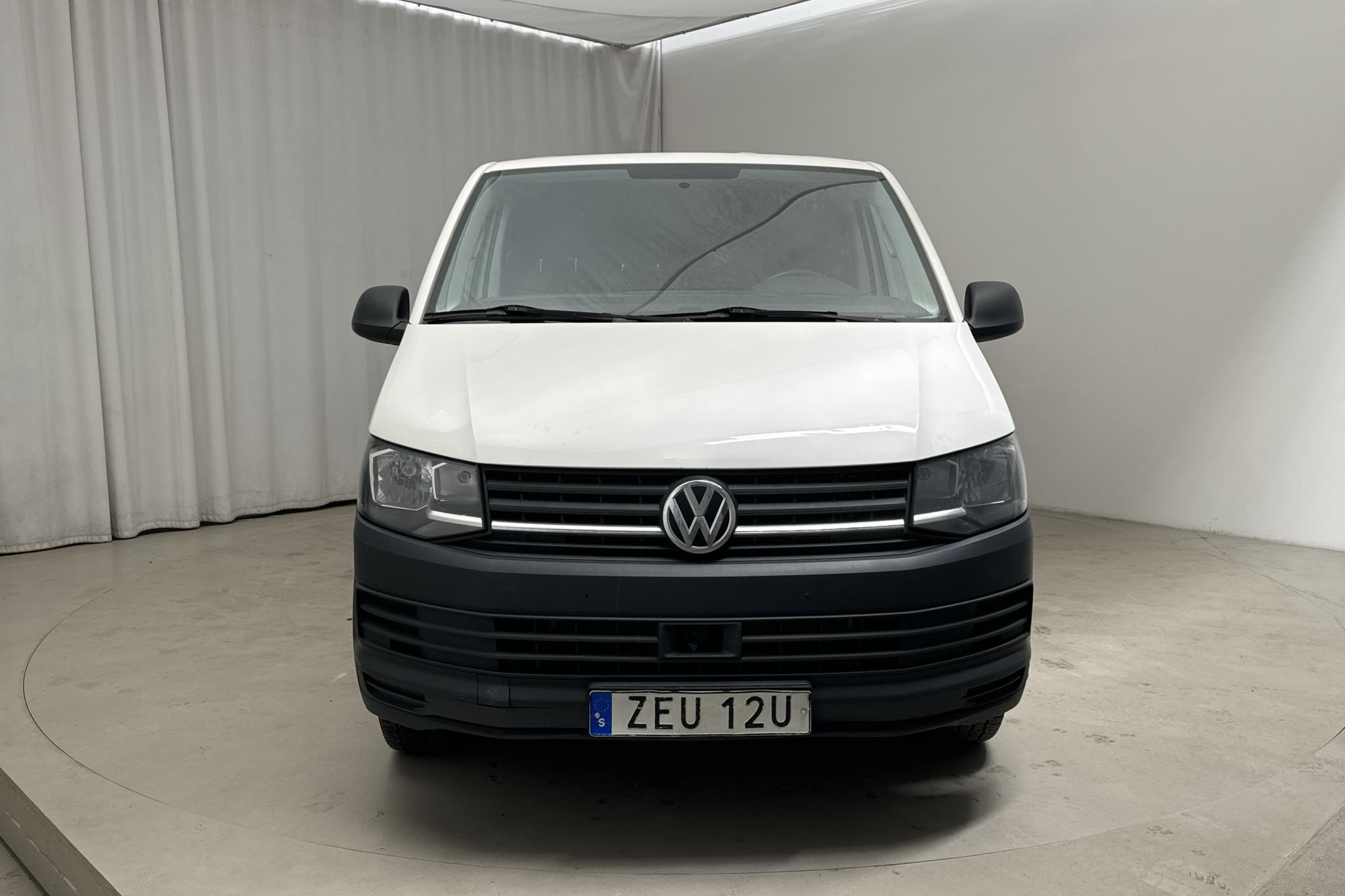 VW Transporter T6 2.0 TDI BMT Skåp (150hk) - 200 690 km - Automatic - white - 2019