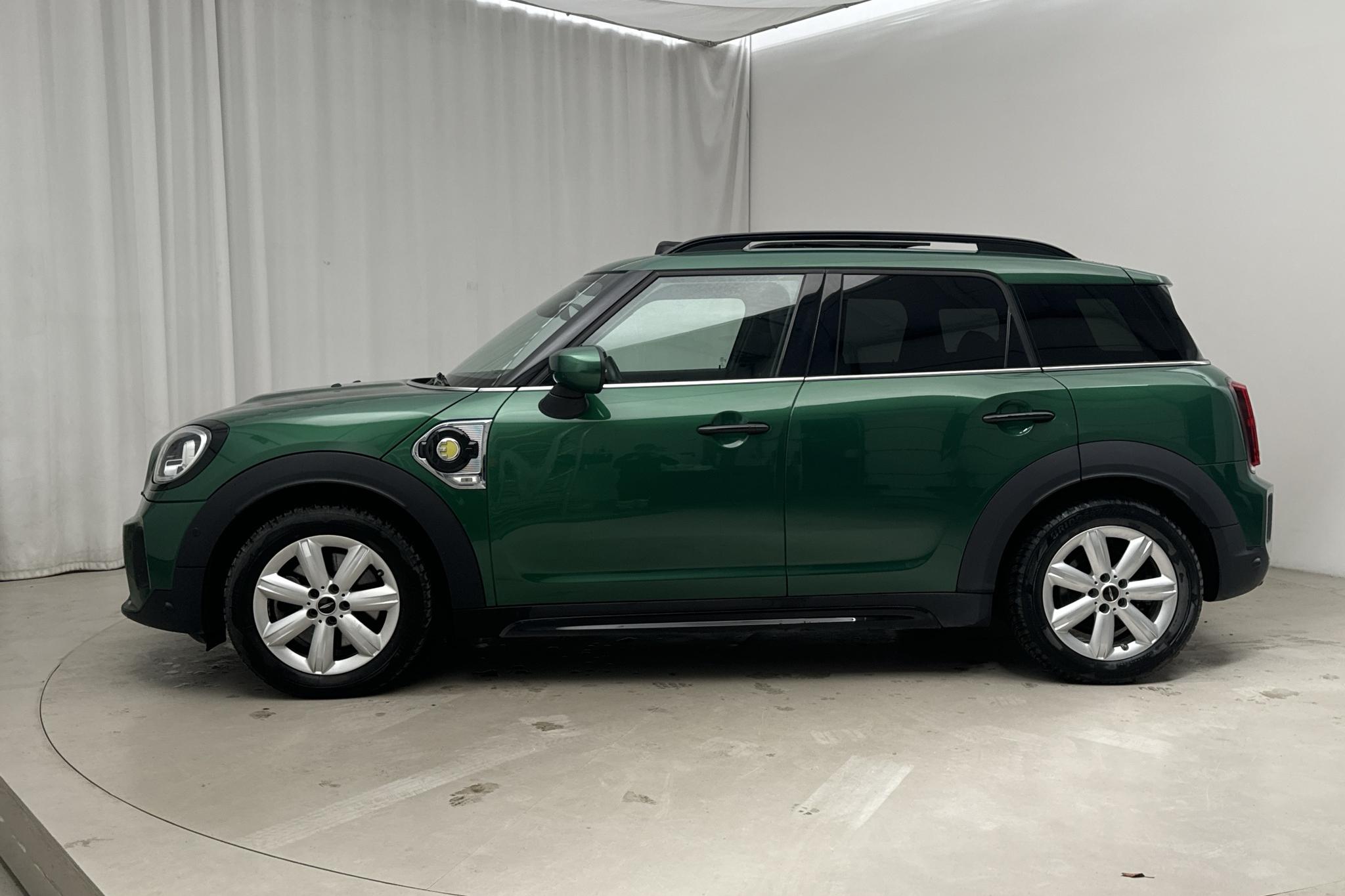 MINI Cooper S E ALL4 Countryman 10,0 kWh, F60 LCI (224hk) - 34 830 km - Automatic - green - 2021