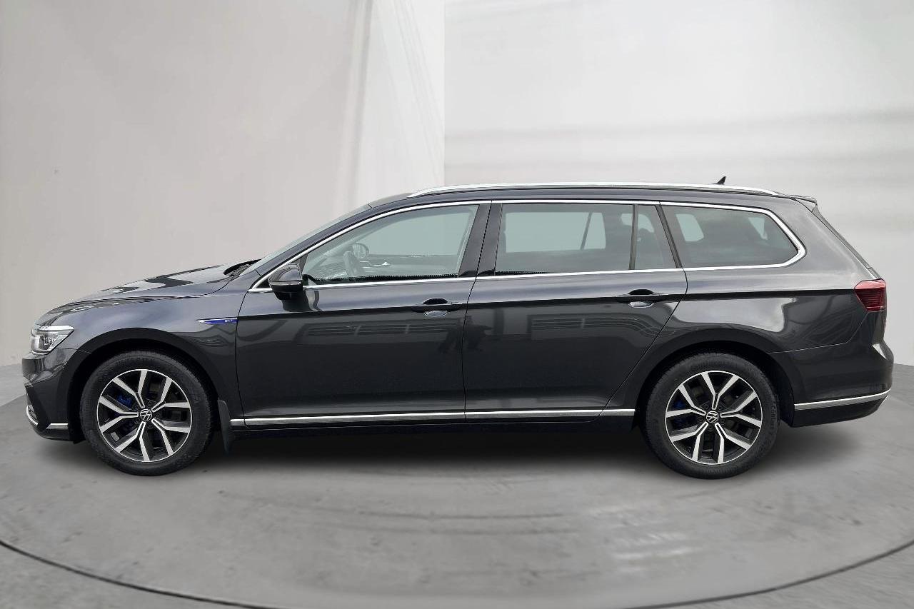 VW Passat 1.4 GTE Sportscombi (218hk) - 86 710 km - Automatyczna - Dark Grey - 2022