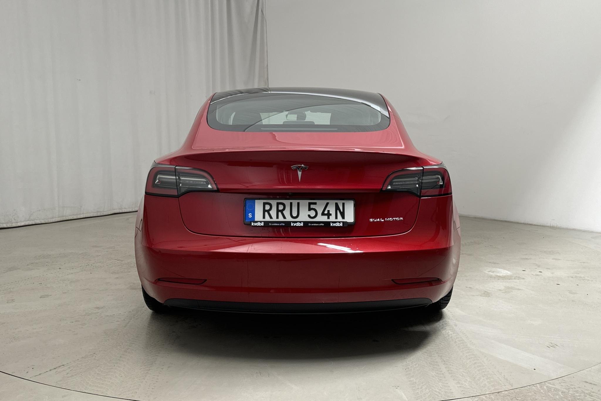 Tesla Model 3 Long Range Dual Motor AWD - 143 540 km - Automatic - red - 2021