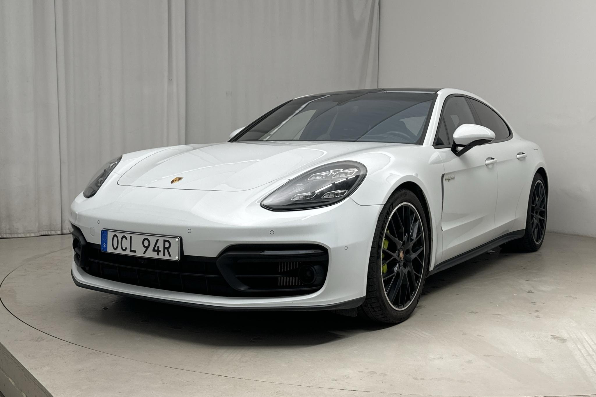 Porsche Panamera 4S E-hybrid (560hk) - 9 111 mil - Automat - vit - 2021