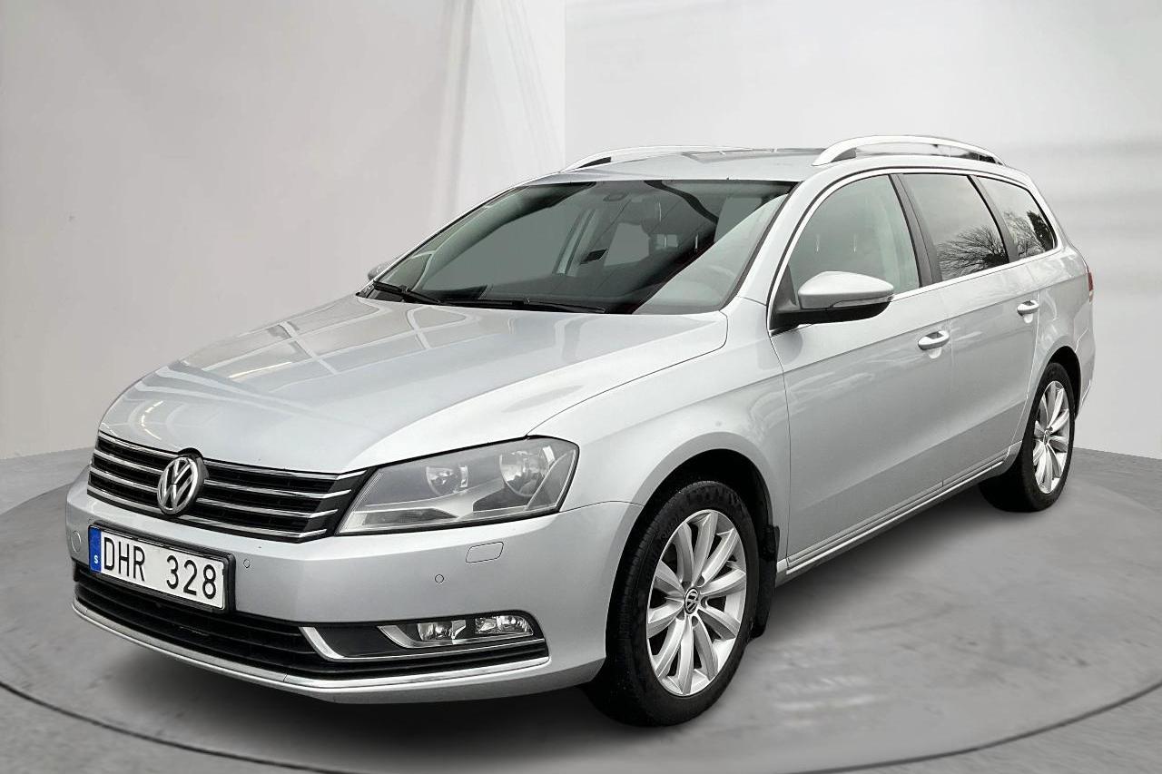 VW Passat 1.4 TSI EcoFuel Variant (150hk) - 20 353 mil - Manuell - silver - 2012