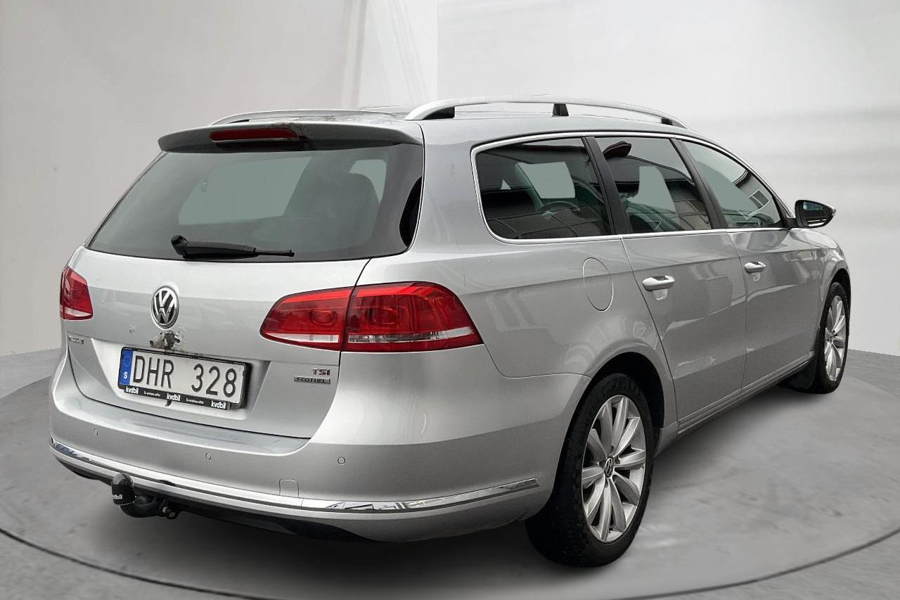 VW Passat 1.4 TSI EcoFuel Variant (150hk) - 20 353 mil - Manuell - silver - 2012