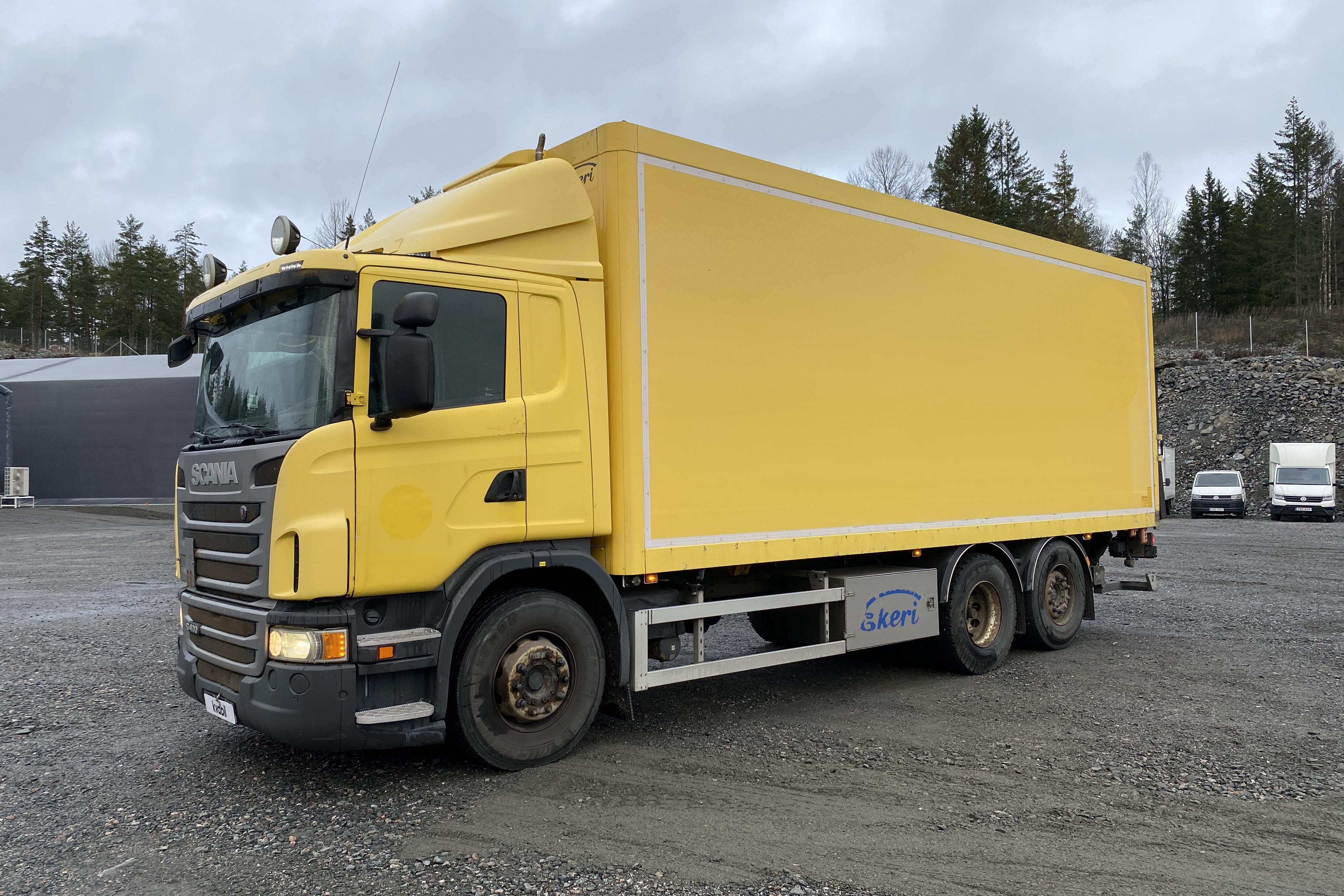 SCANIA G400 - 884 275 km - Automat - gul - 2013