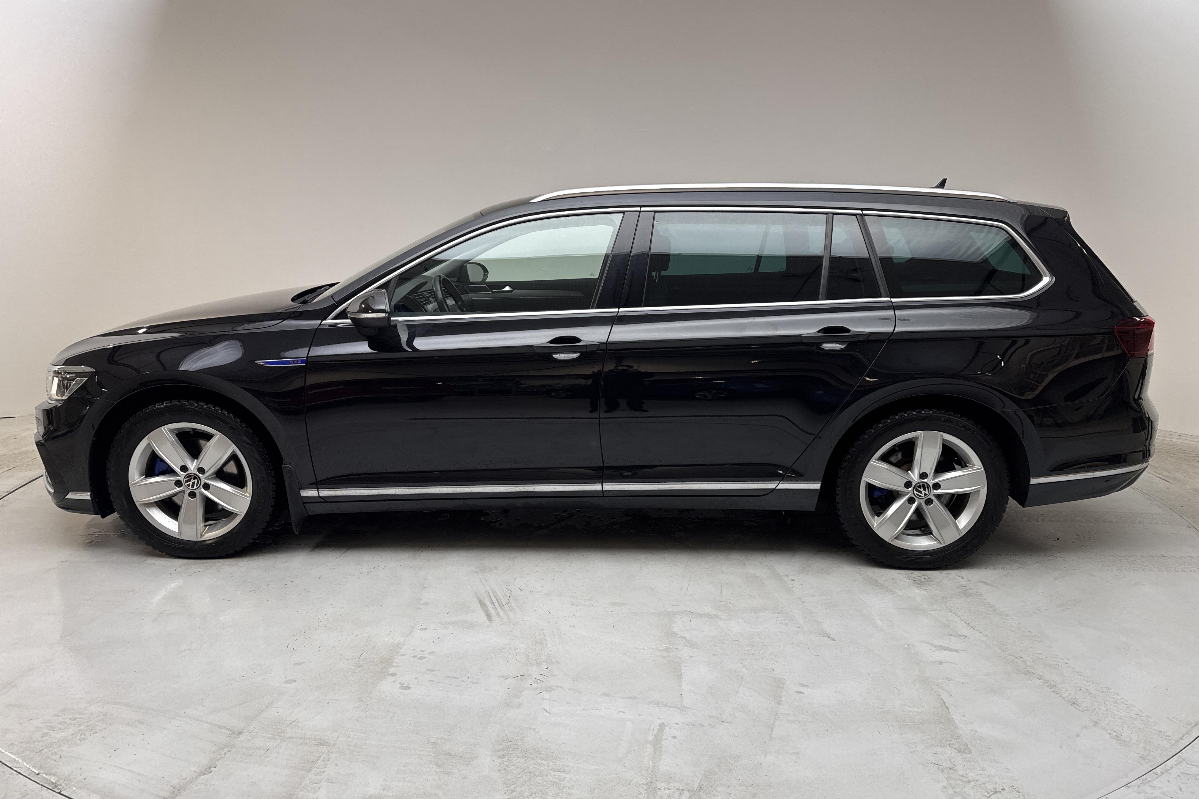 VW Passat 1.4 GTE Sportscombi (218hk) - 92 150 km - Automatic - black - 2021