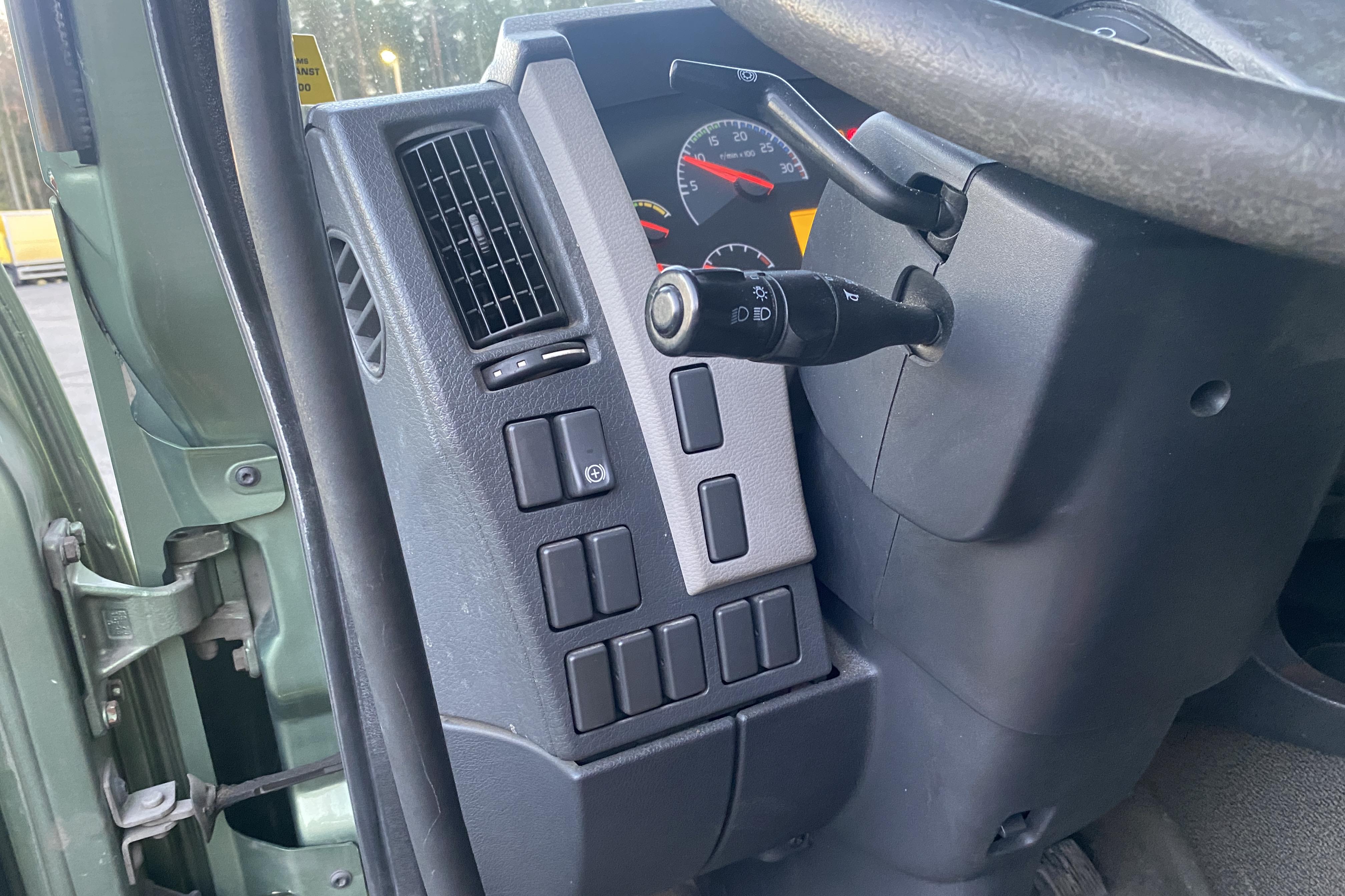 VOLVO FE280 - 829 251 km - Automat - 2007