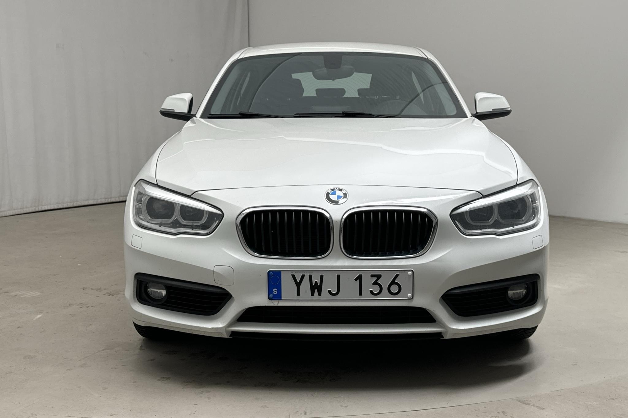 BMW 118i 5dr, F20 (136hk) - 213 560 km - Manualna - biały - 2019