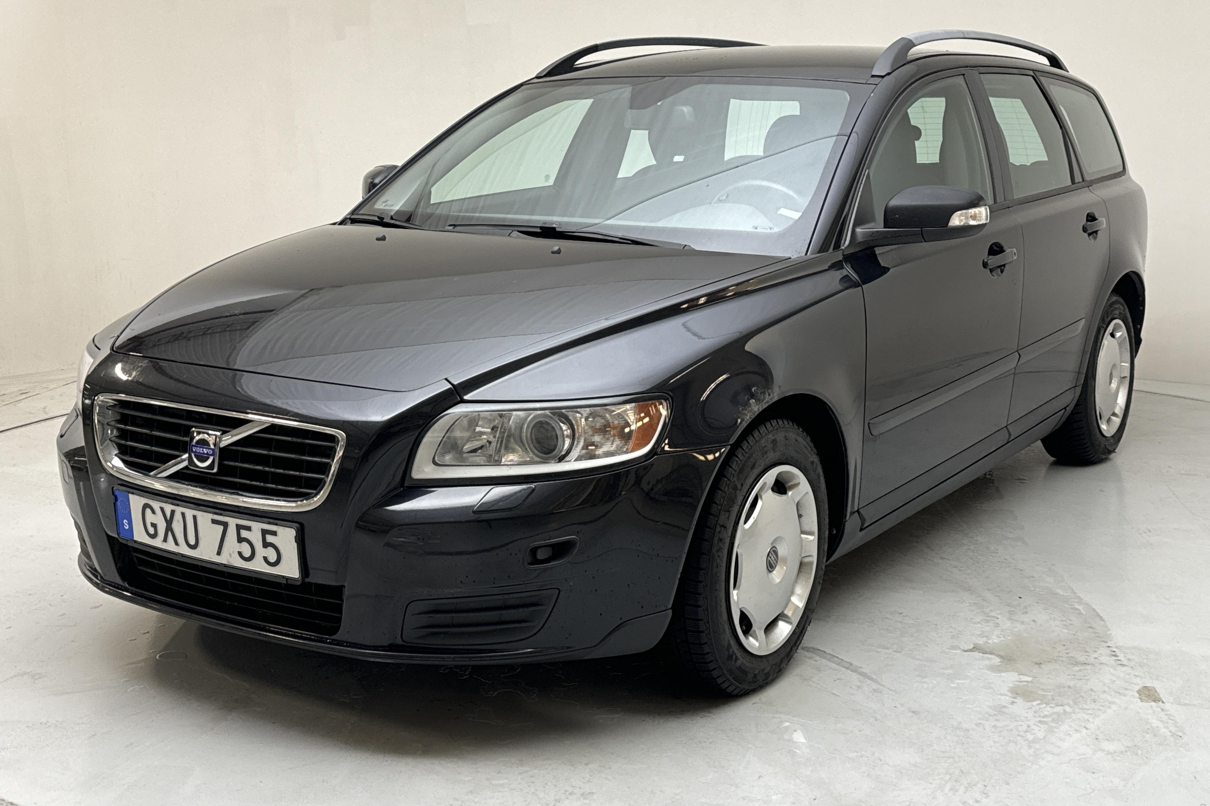 Volvo V50 1.8F (125hk) - 172 990 km - Manual - black - 2008