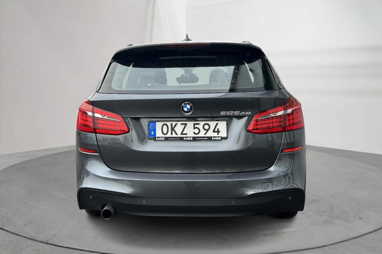 BMW 225xe Active Tourer, F45 (224hk) - 13 310 mil - Automat - grå - 2017