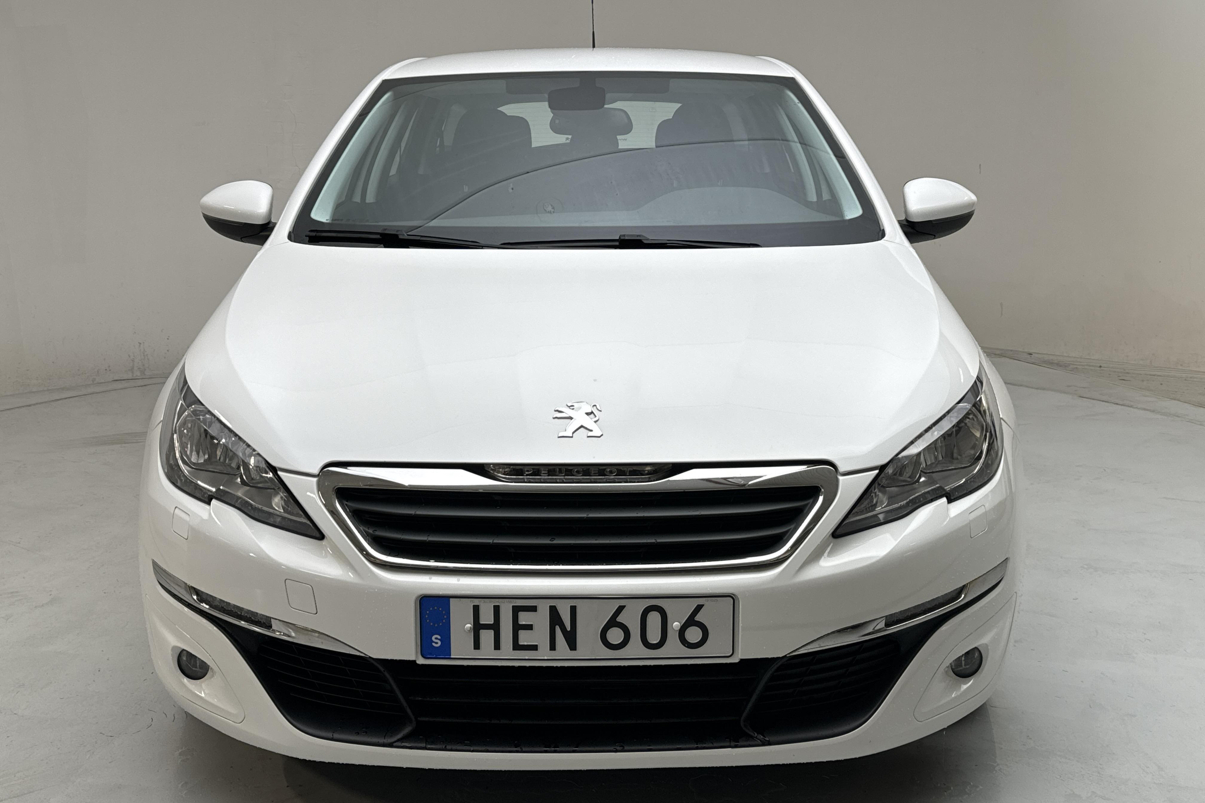 Peugeot 308 SW BlueHDi (120hk) - 60 600 km - Manual - white - 2016