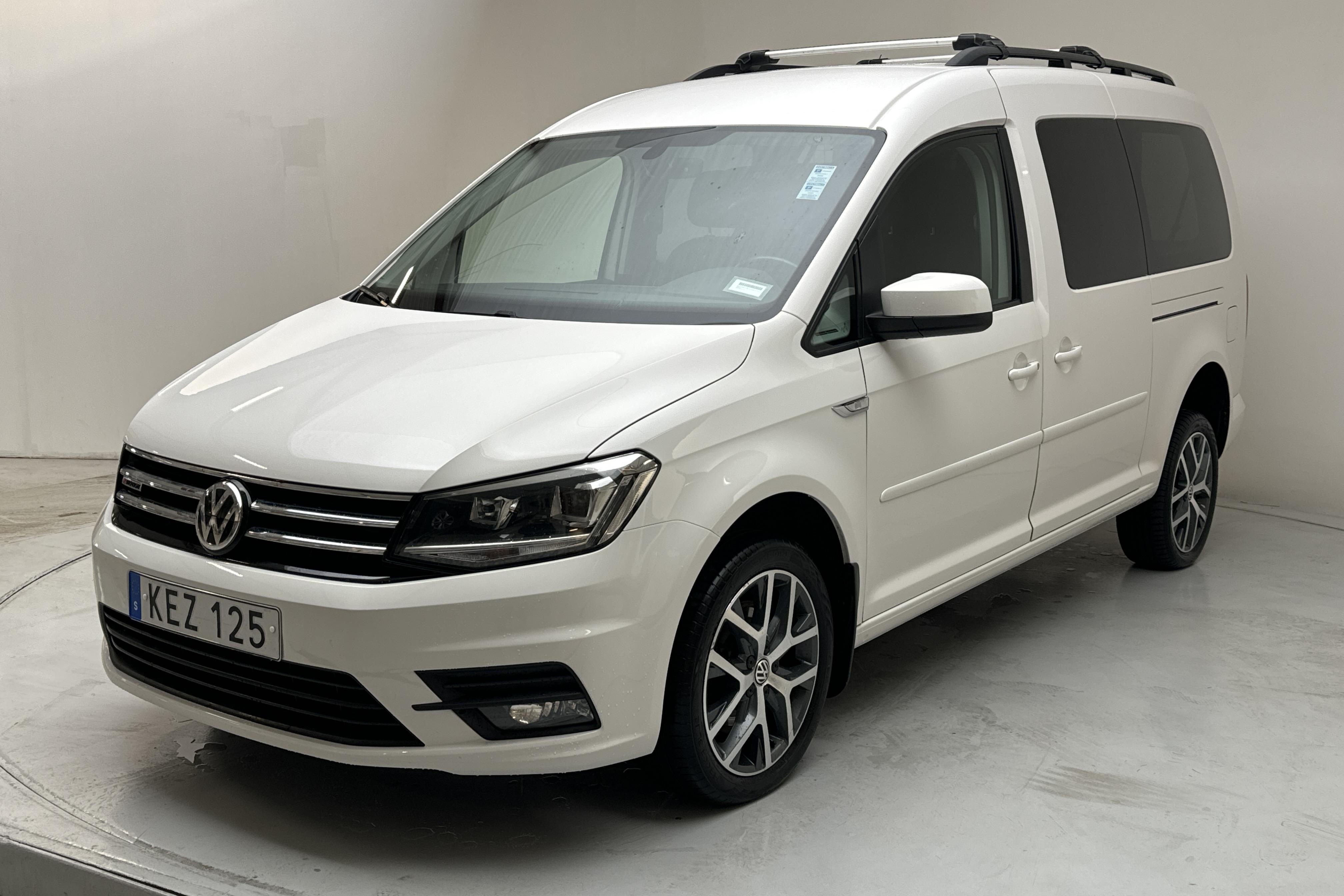 VW Caddy 2.0 TDI Maxi Life 4MOTION (150hk) - 148 800 km - Automatic - white - 2018