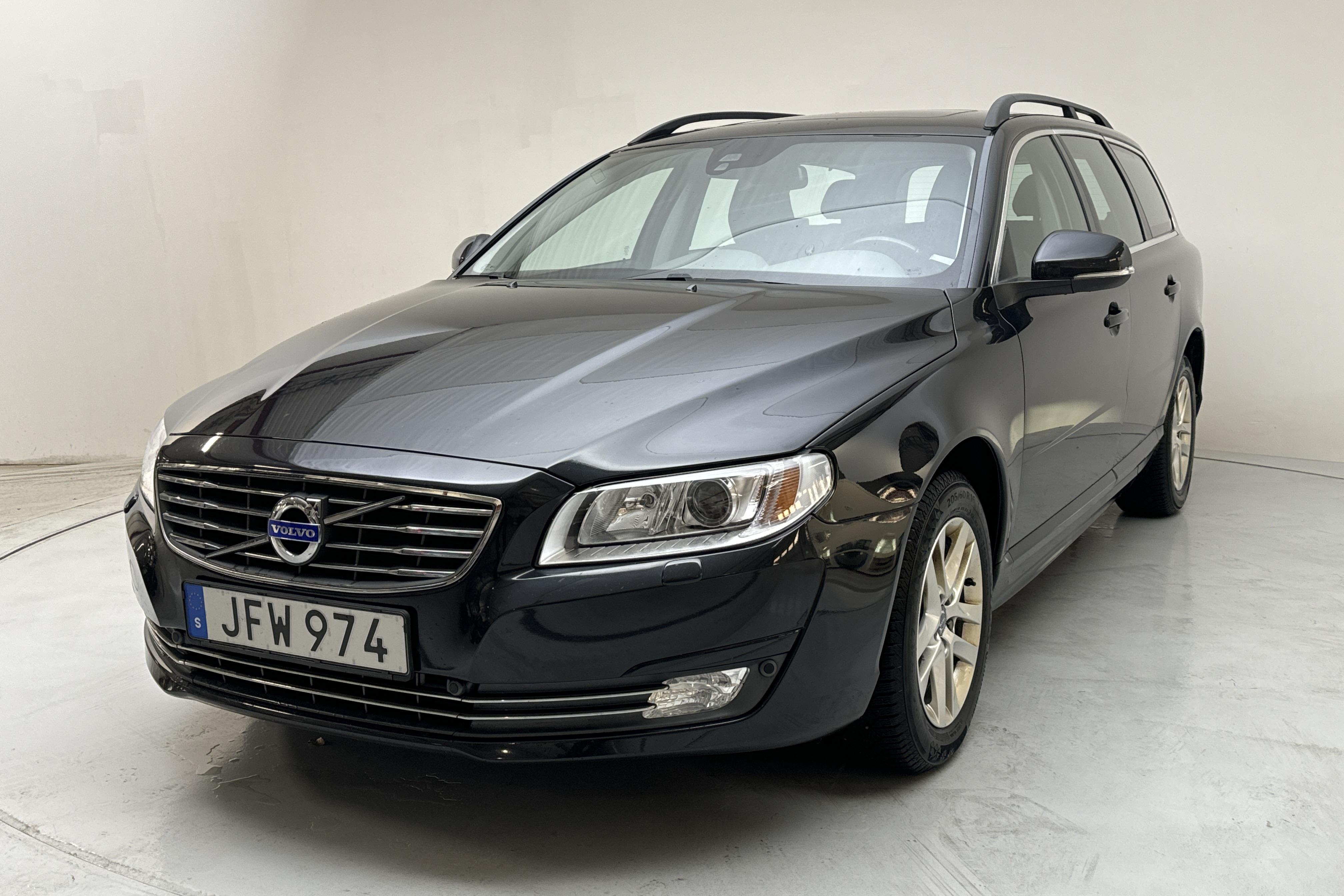 Volvo V70 II D4 (181hk) - 116 690 km - Automatyczna - czarny - 2015