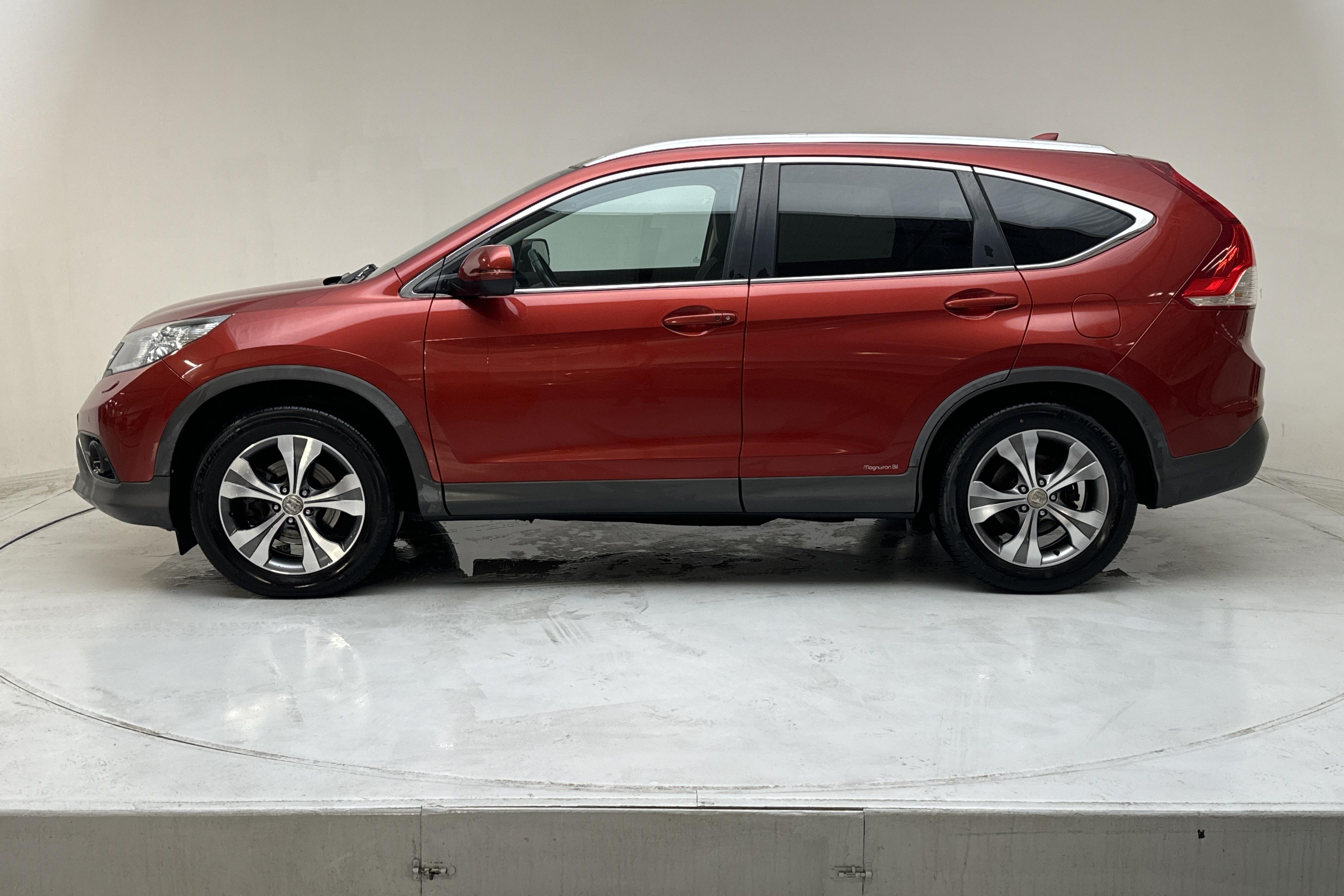 Honda CR-V 2.2 i-DTEC 4WD (150hk) - 88 600 km - Automatyczna - czerwony - 2014