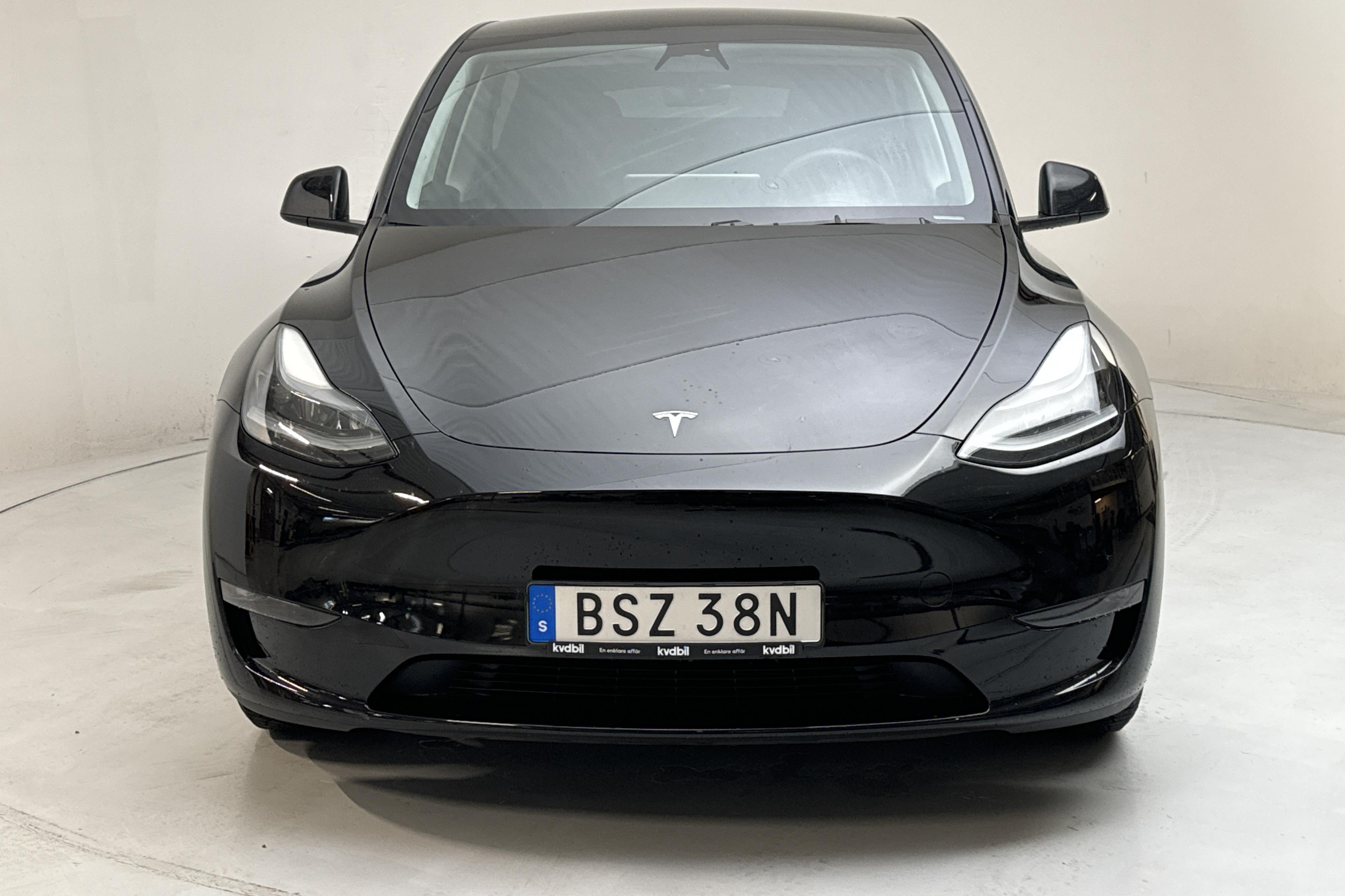 Tesla Model Y Long Range Dual Motor AWD - 29 790 km - Automaatne - must - 2023