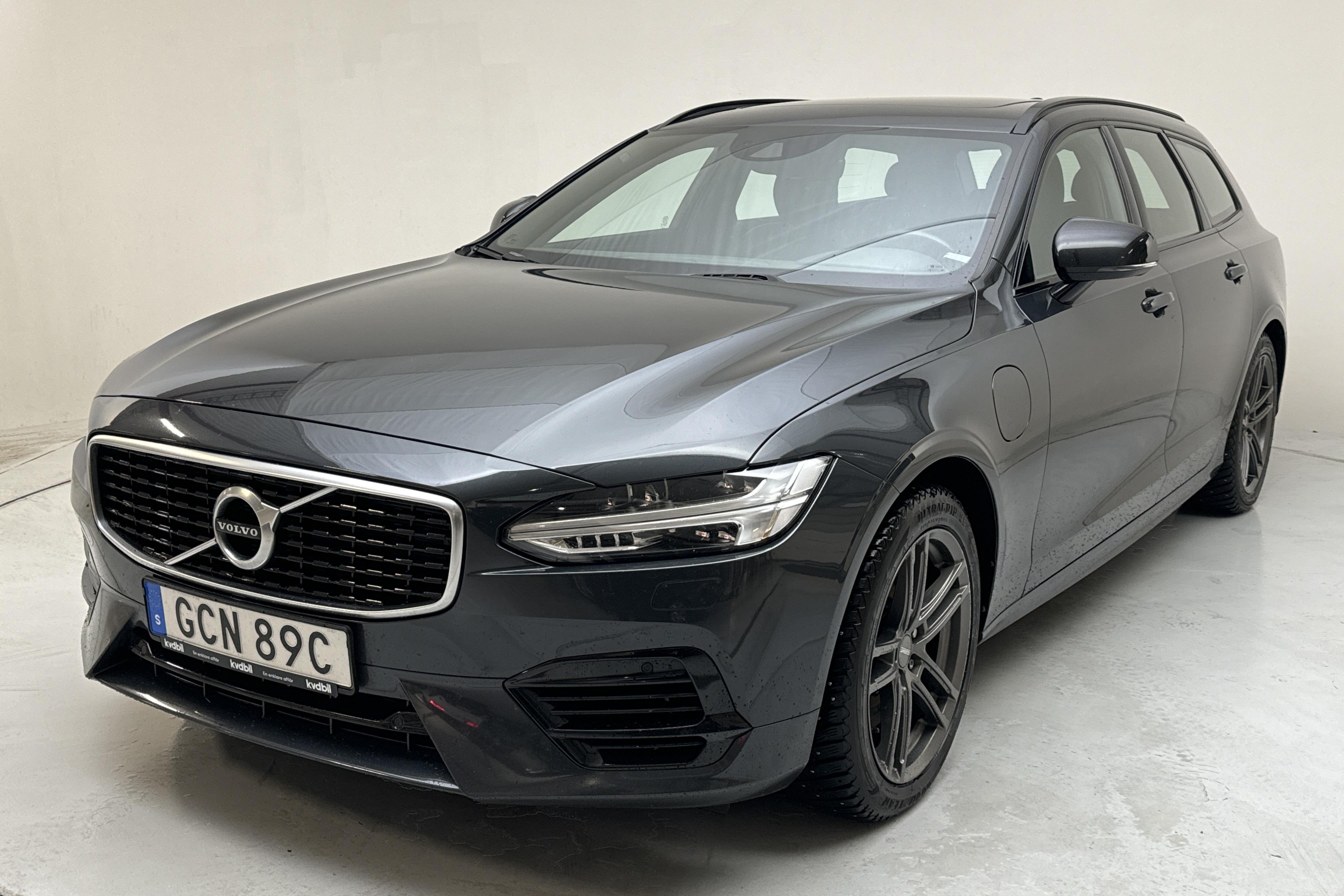 Volvo V90 T8 AWD Twin Engine (390hk) - 117 980 km - Automaattinen - harmaa - 2020