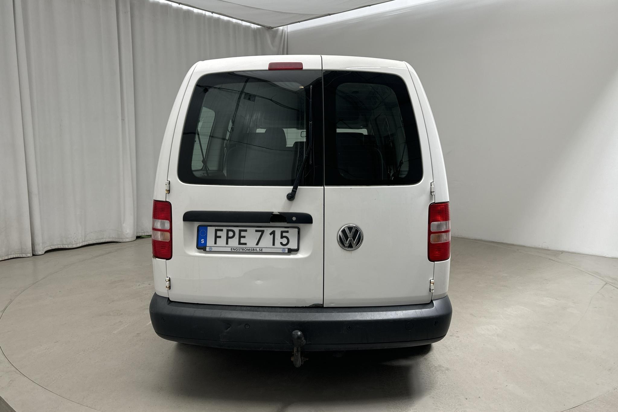 VW Caddy Maxi Life 1.6 TDI (102hk) - 13 374 mil - Manuell - vit - 2015