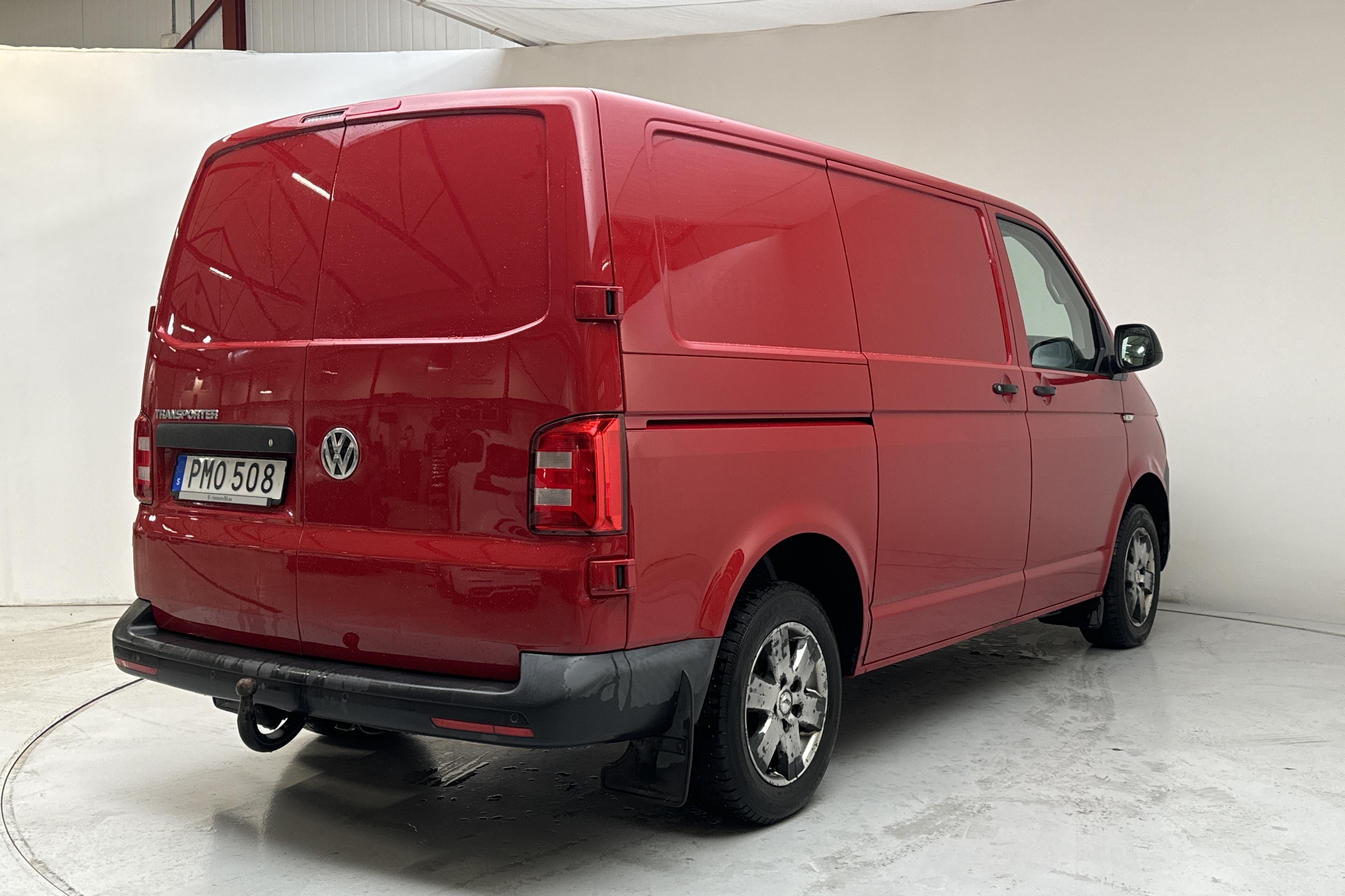 VW Transporter T6 2.0 TDI BMT Skåp (150hk) - 127 720 km - Manual - red - 2019