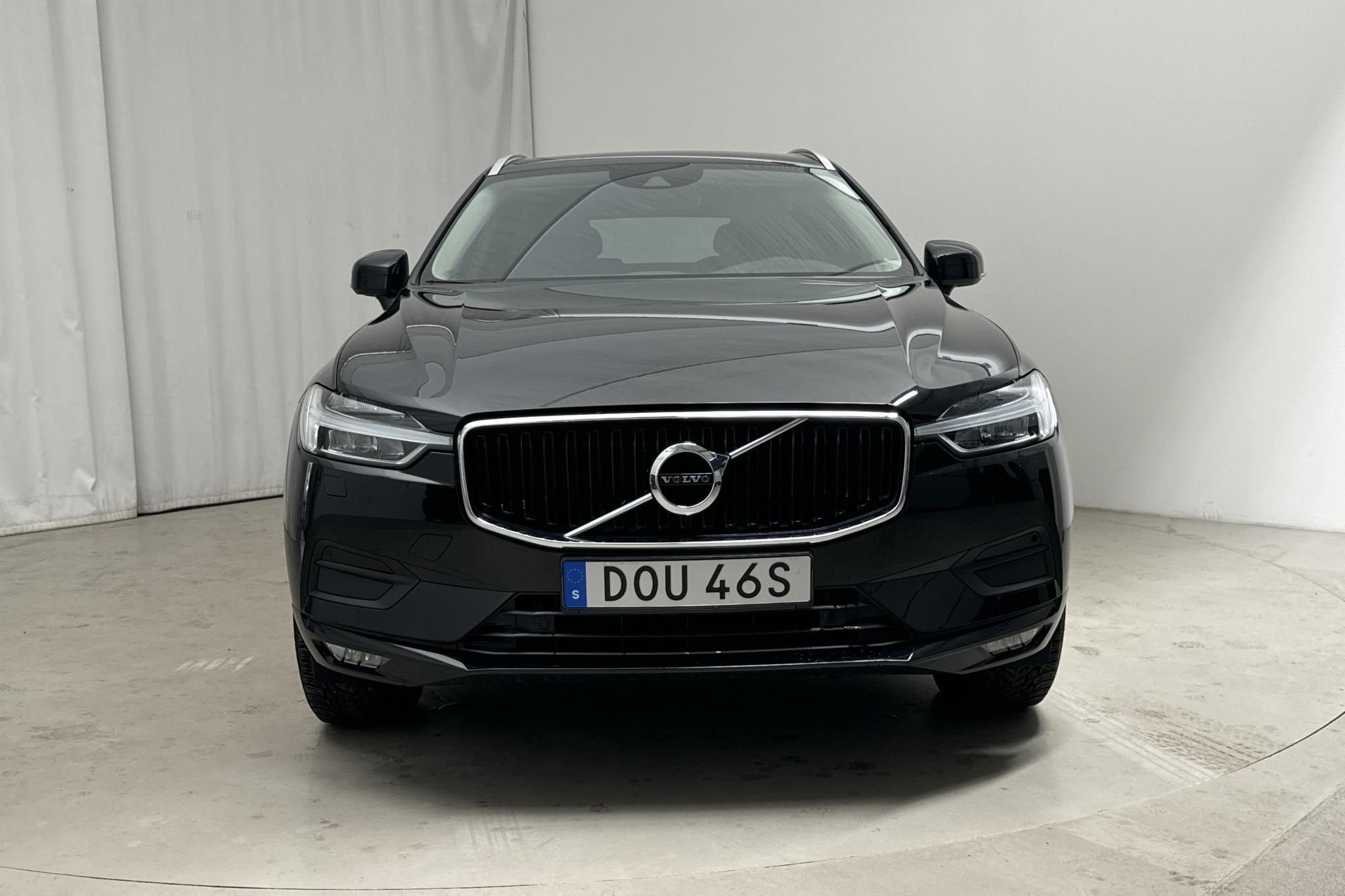 Volvo XC60 B4 AWD Mildhybrid, Diesel (197hk) - 8 133 mil - Automat - svart - 2020