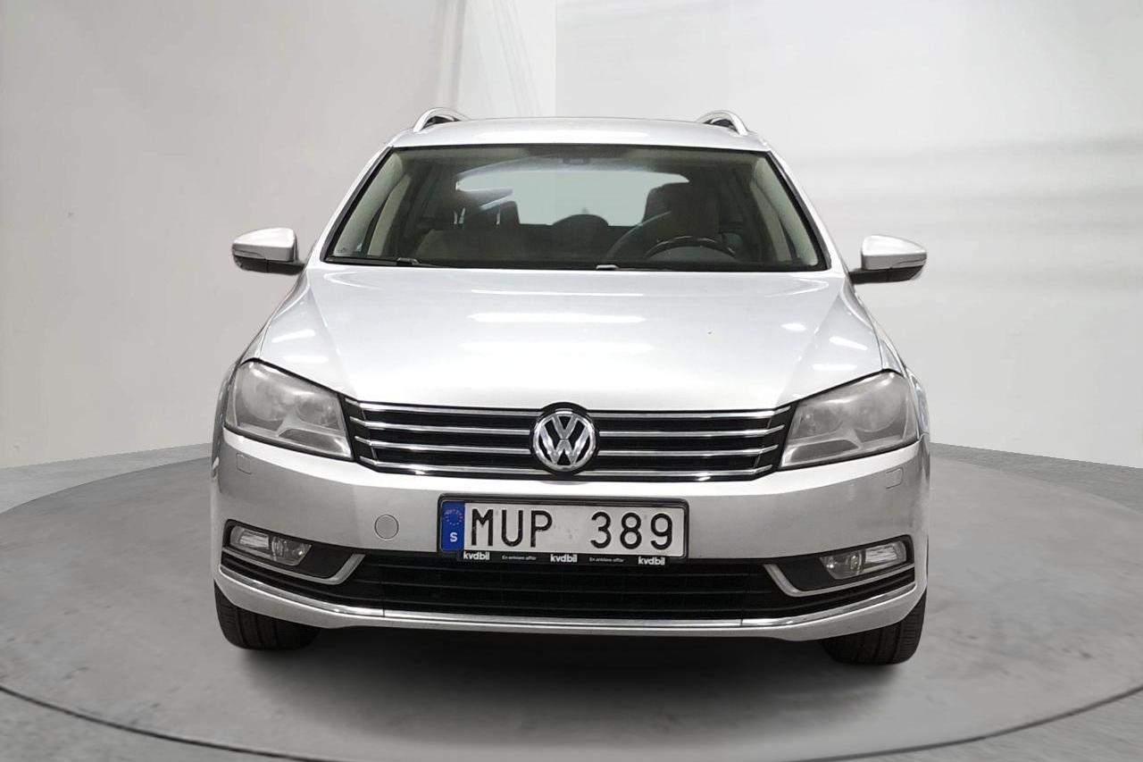 VW Passat 1.4 TSI EcoFuel Variant (150hk) - 192 900 km - Manual - silver - 2013