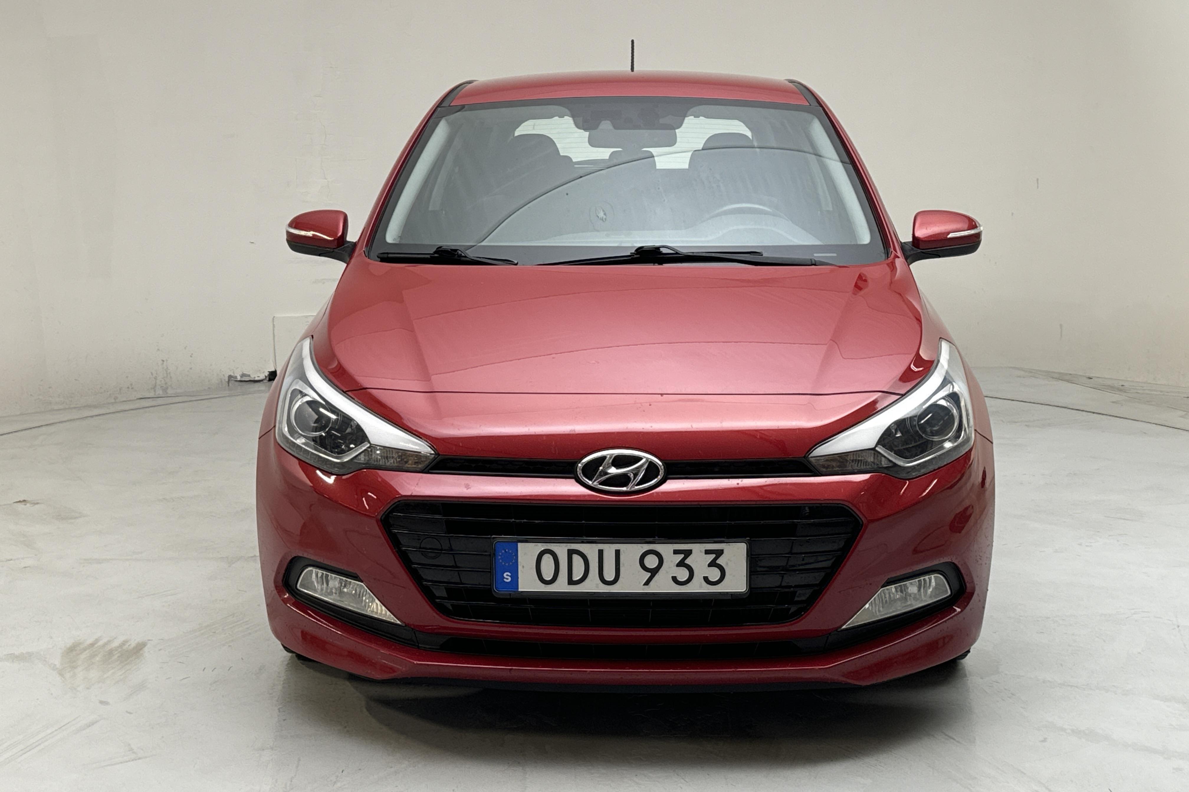 Hyundai i20 1.0t (100hk) - 71 520 km - Manual - red - 2017