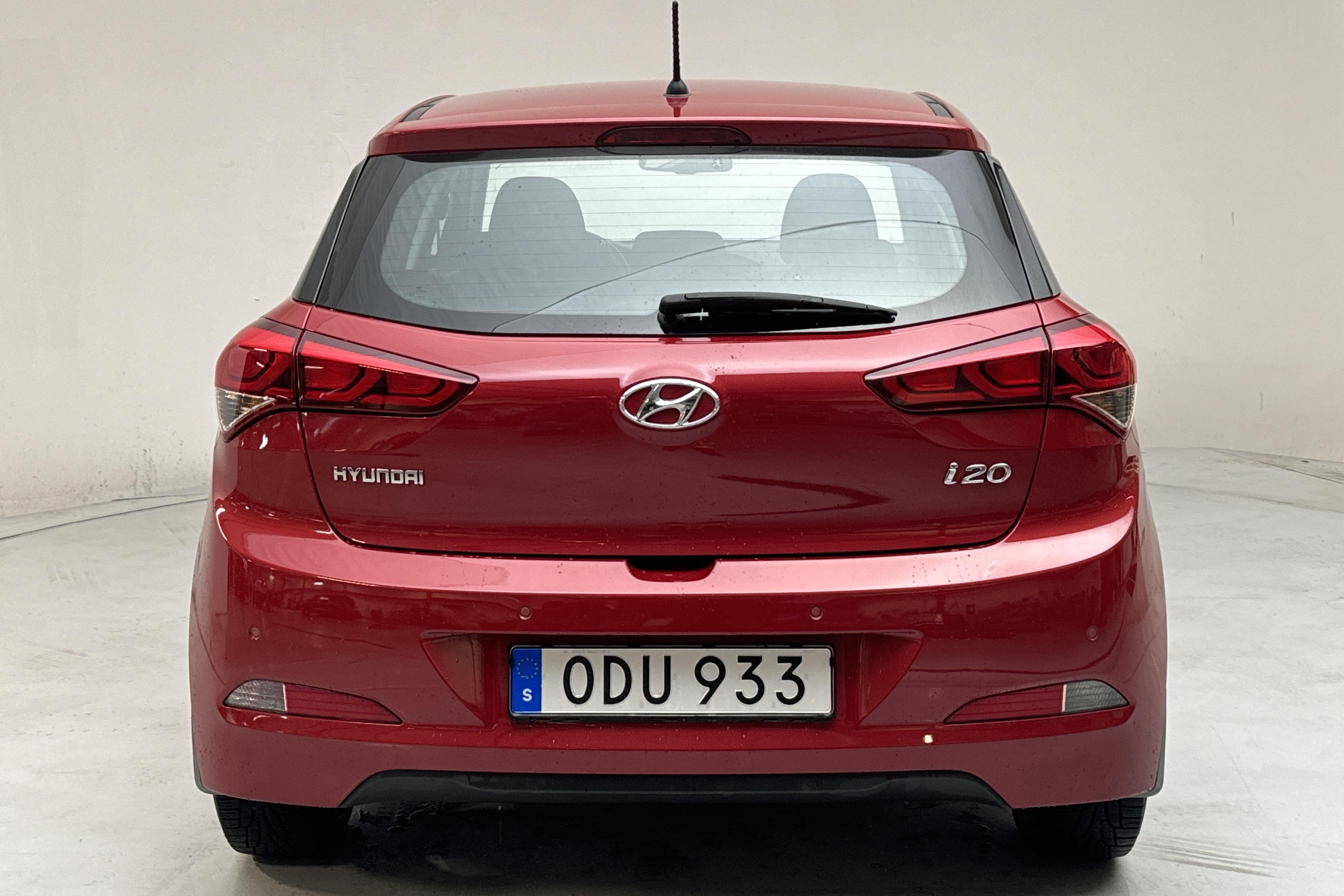 Hyundai i20 1.0t (100hk) - 71 520 km - Manual - red - 2017