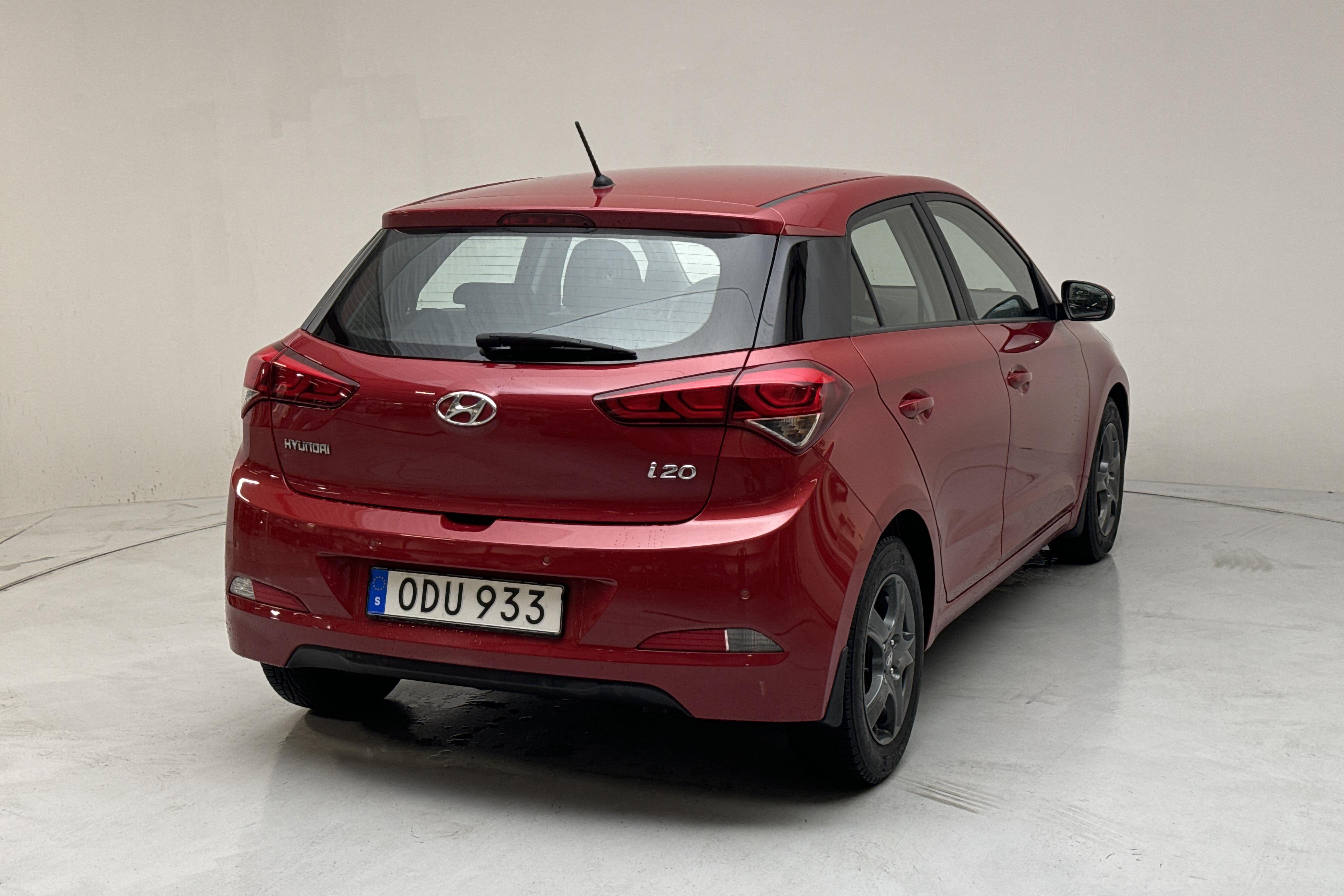 Hyundai i20 1.0t (100hk) - 71 520 km - Manual - red - 2017