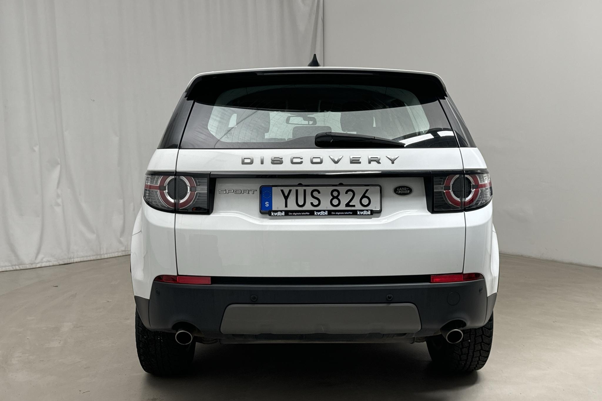 Land Rover Discovery Sport 2.0 TD4 AWD (150hk) - 9 927 mil - Automat - vit - 2019