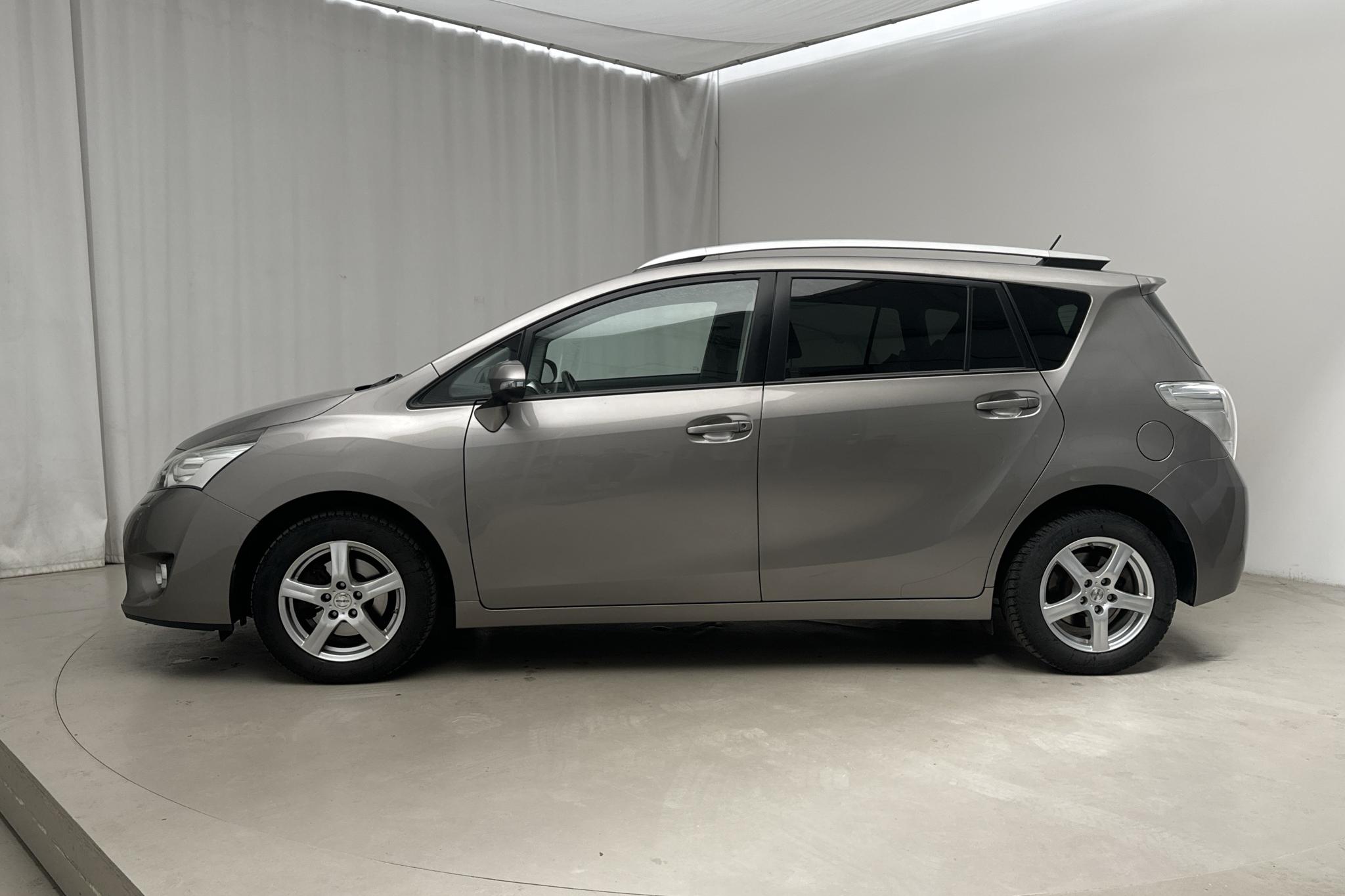 Toyota Verso VVT-i 1.8 (147hk) - 105 810 km - Automaattinen - ruskea - 2016