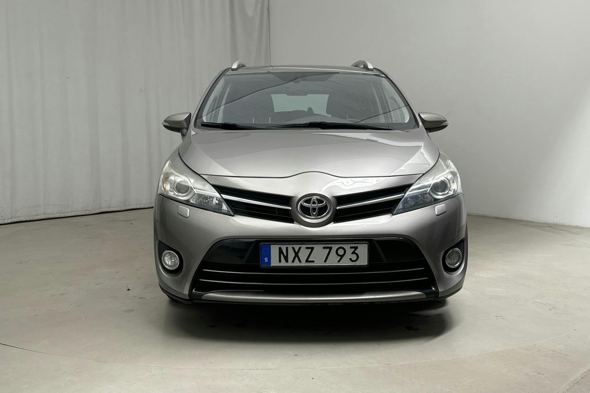 Toyota Verso VVT-i 1.8 (147hk) - 105 810 km - Automaattinen - ruskea - 2016