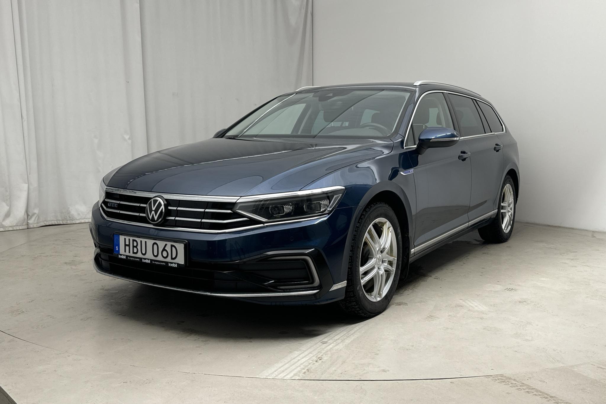 VW Passat 1.4 GTE Sportscombi (218hk) - 115 380 km - Automatic - blue - 2021