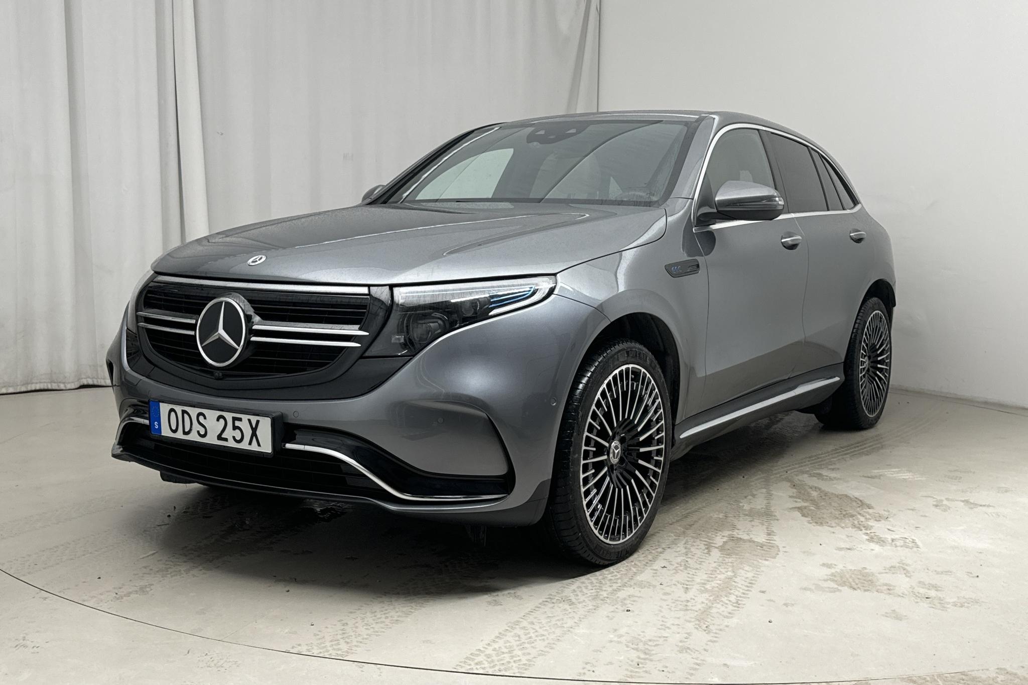 Mercedes EQC 400 4MATIC 80,0 kWh N293 (408hk) - 4 138 mil - Automat - grå - 2022