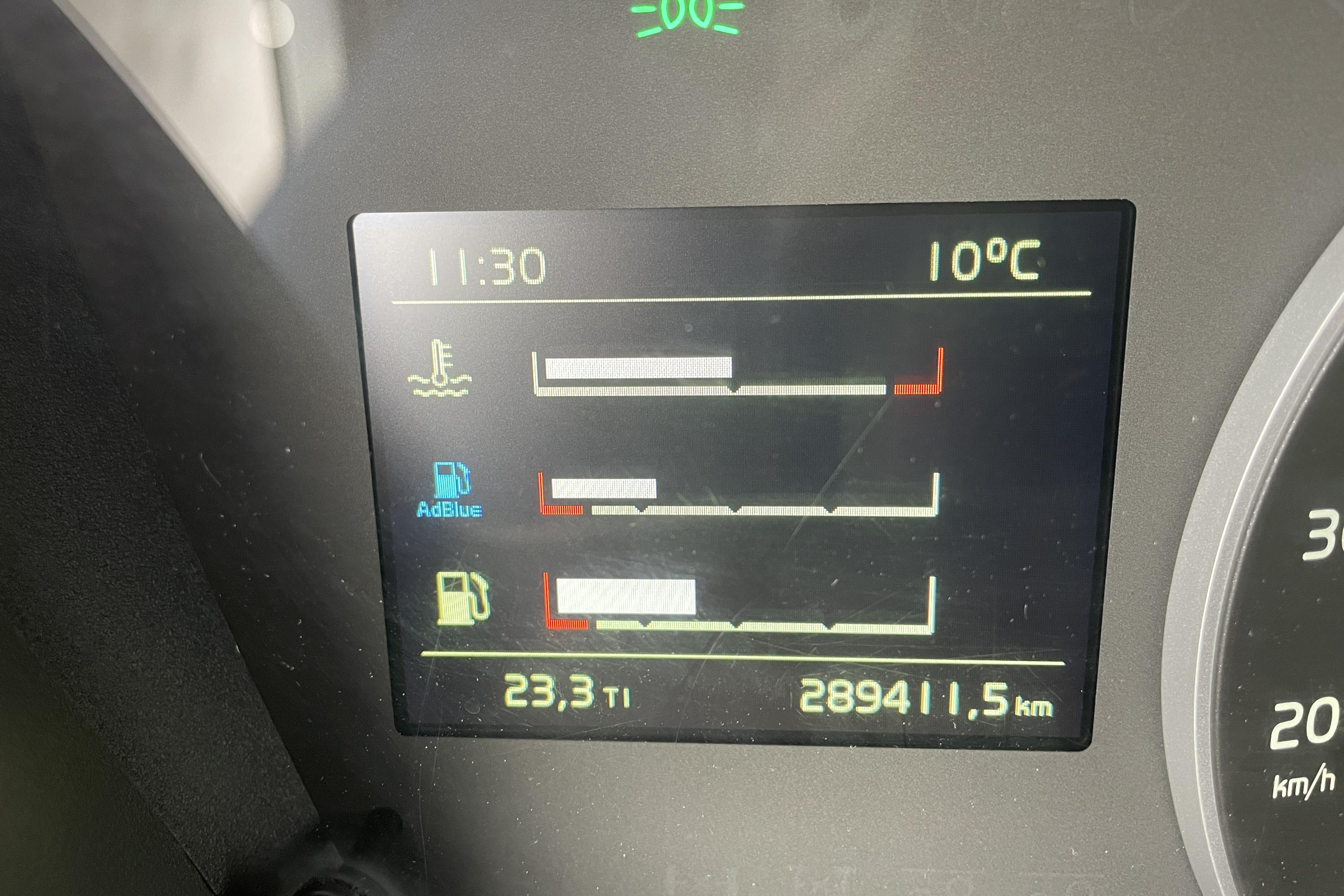 Volvo FM330 Skåpbil - 289 411 km - Automat - vit - 2015