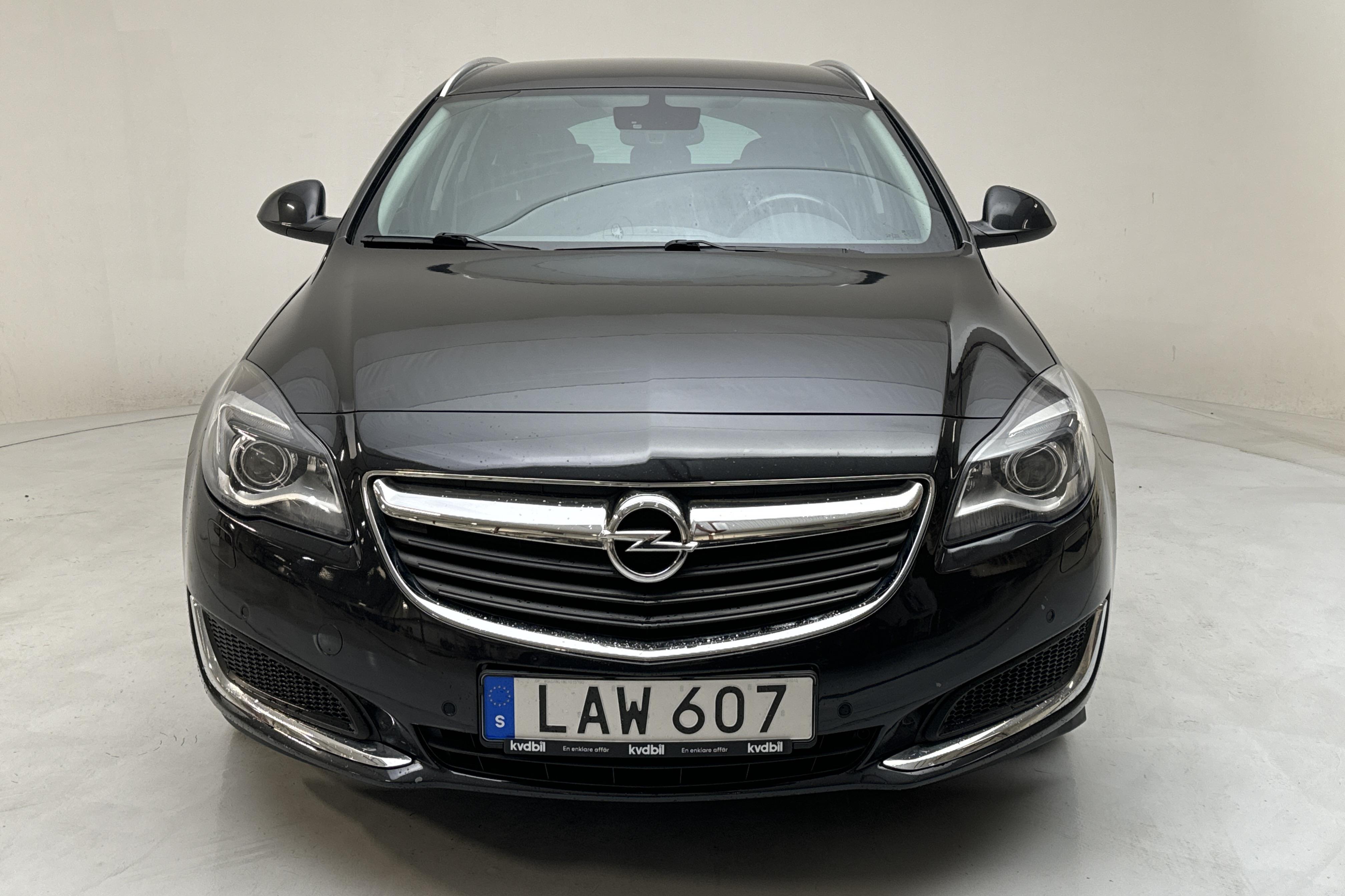 Opel Insignia 2.0 CDTI ECOTEC 4x4 Sports Tourer (170hk) - 11 439 mil - Automat - svart - 2016