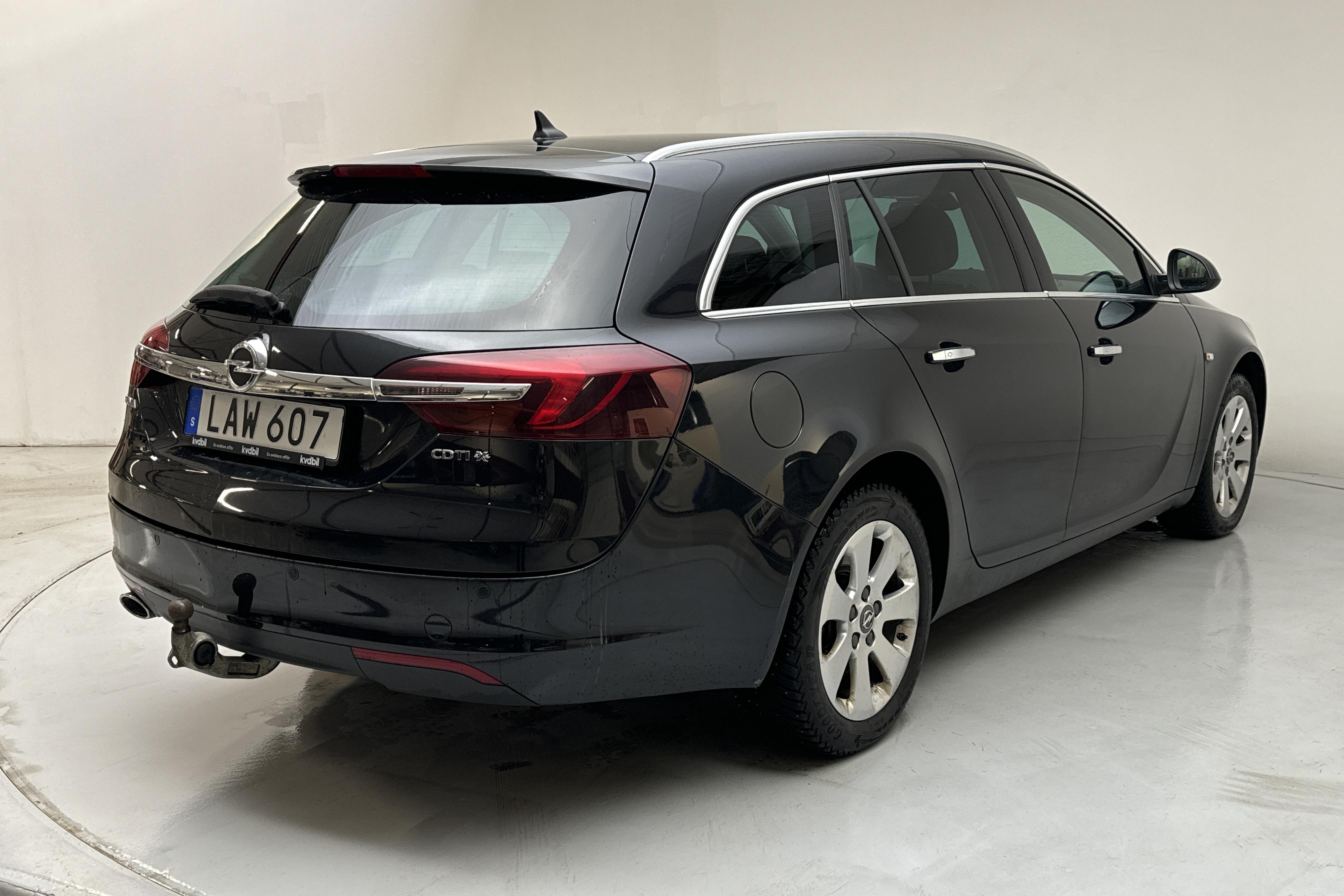 Opel Insignia 2.0 CDTI ECOTEC 4x4 Sports Tourer (170hk) - 11 439 mil - Automat - svart - 2016