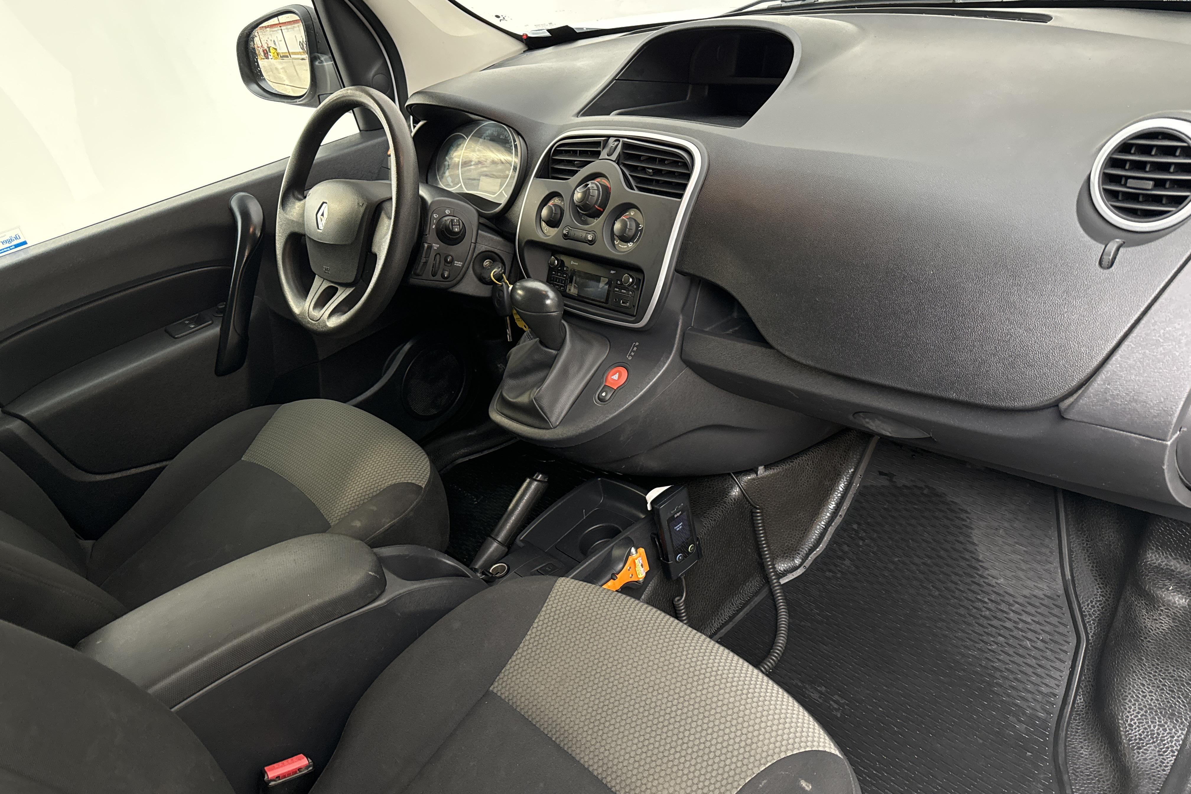 Renault Kangoo Z.E Power Plus 33 kWh Maxi Skåp (60hk) - 1 672 mil - Automat - vit - 2019