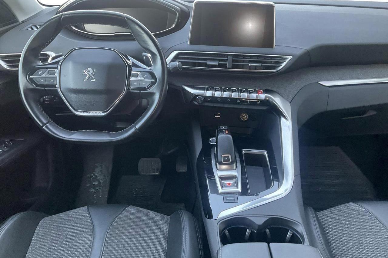 Peugeot 3008 1.2 PureTech (130hk) - 105 290 km - Automatyczna - 2019