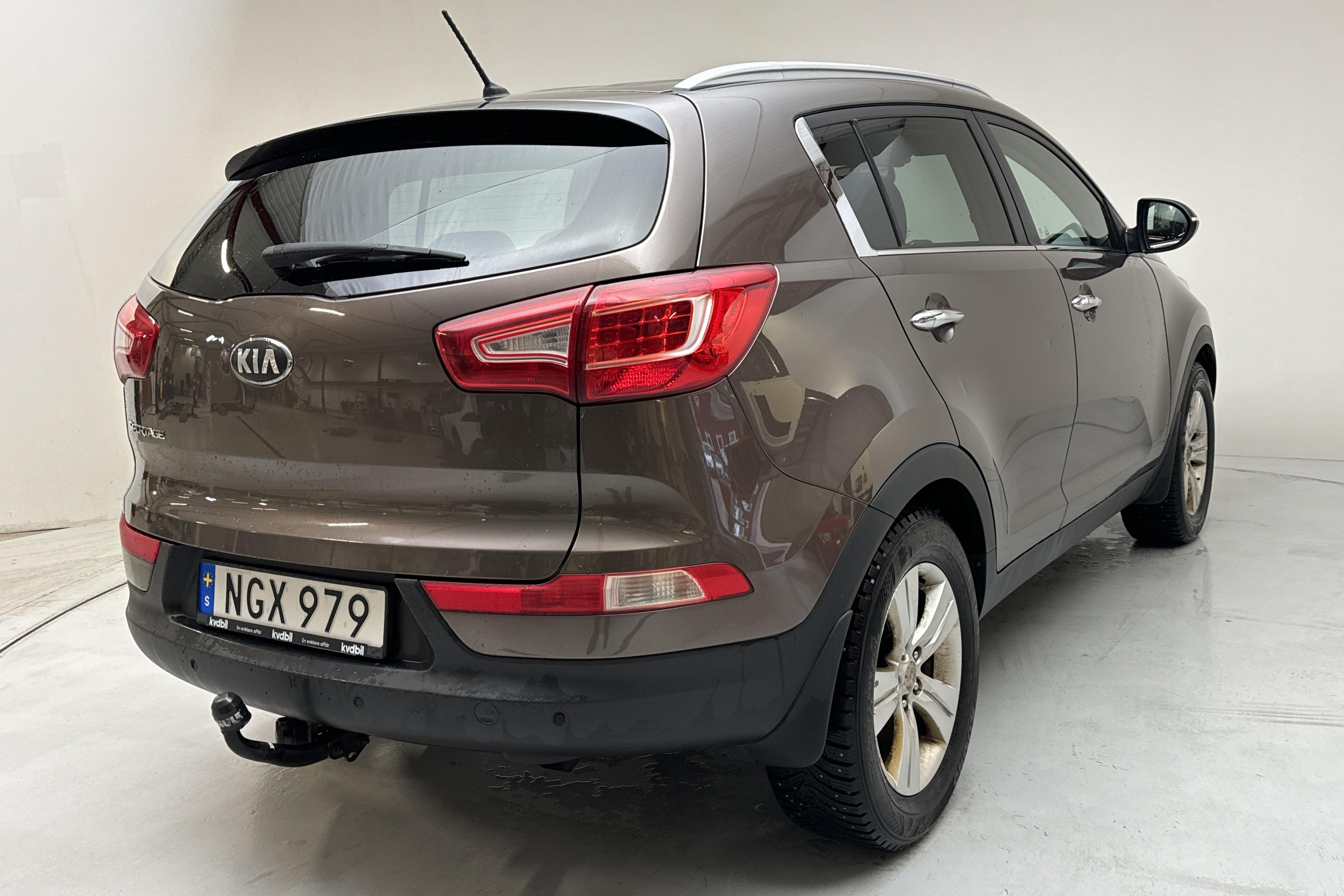 KIA Sportage 1.6 2WD (136hk) - 17 716 mil - Manuell - Light Brown - 2013