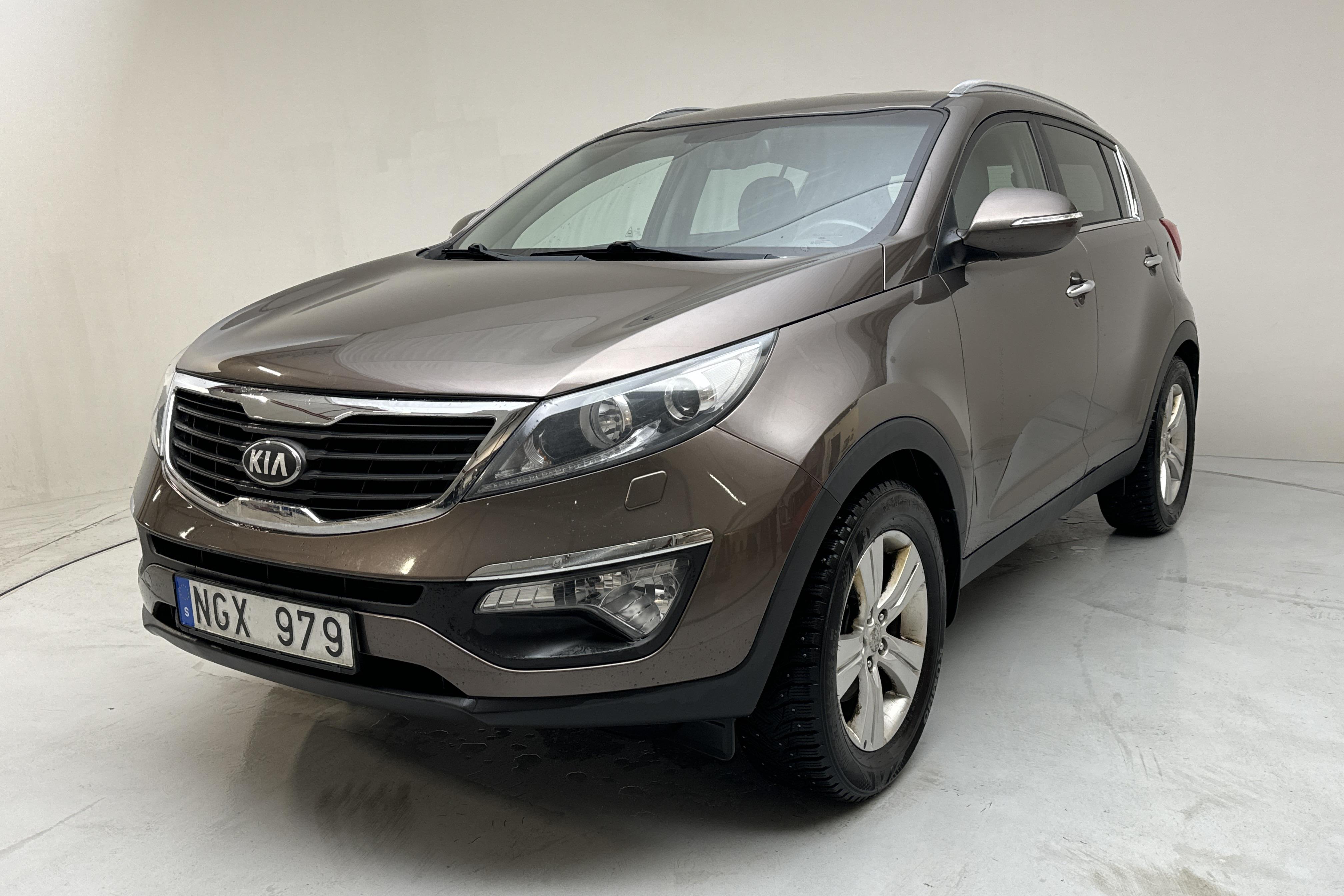 KIA Sportage 1.6 2WD (136hk) - 17 716 mil - Manuell - Light Brown - 2013