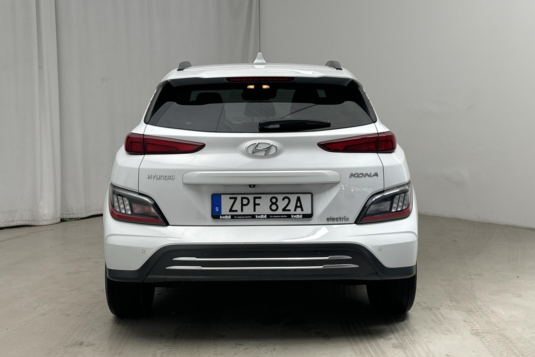 Hyundai Kona Electric 64kWh (204hk) - 38 230 km - Automaatne - valge - 2022