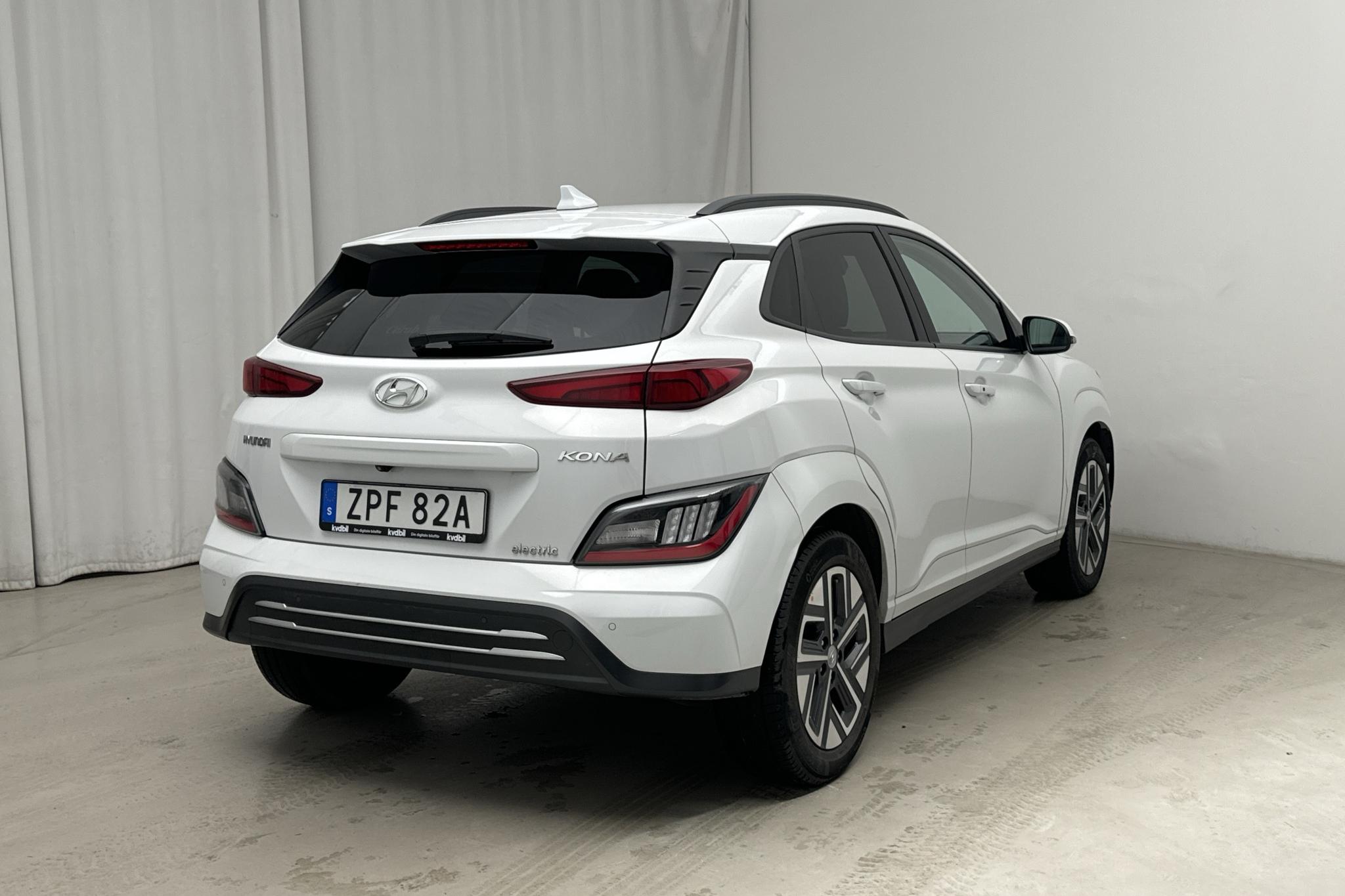 Hyundai Kona Electric 64kWh (204hk) - 38 230 km - Automaatne - valge - 2022