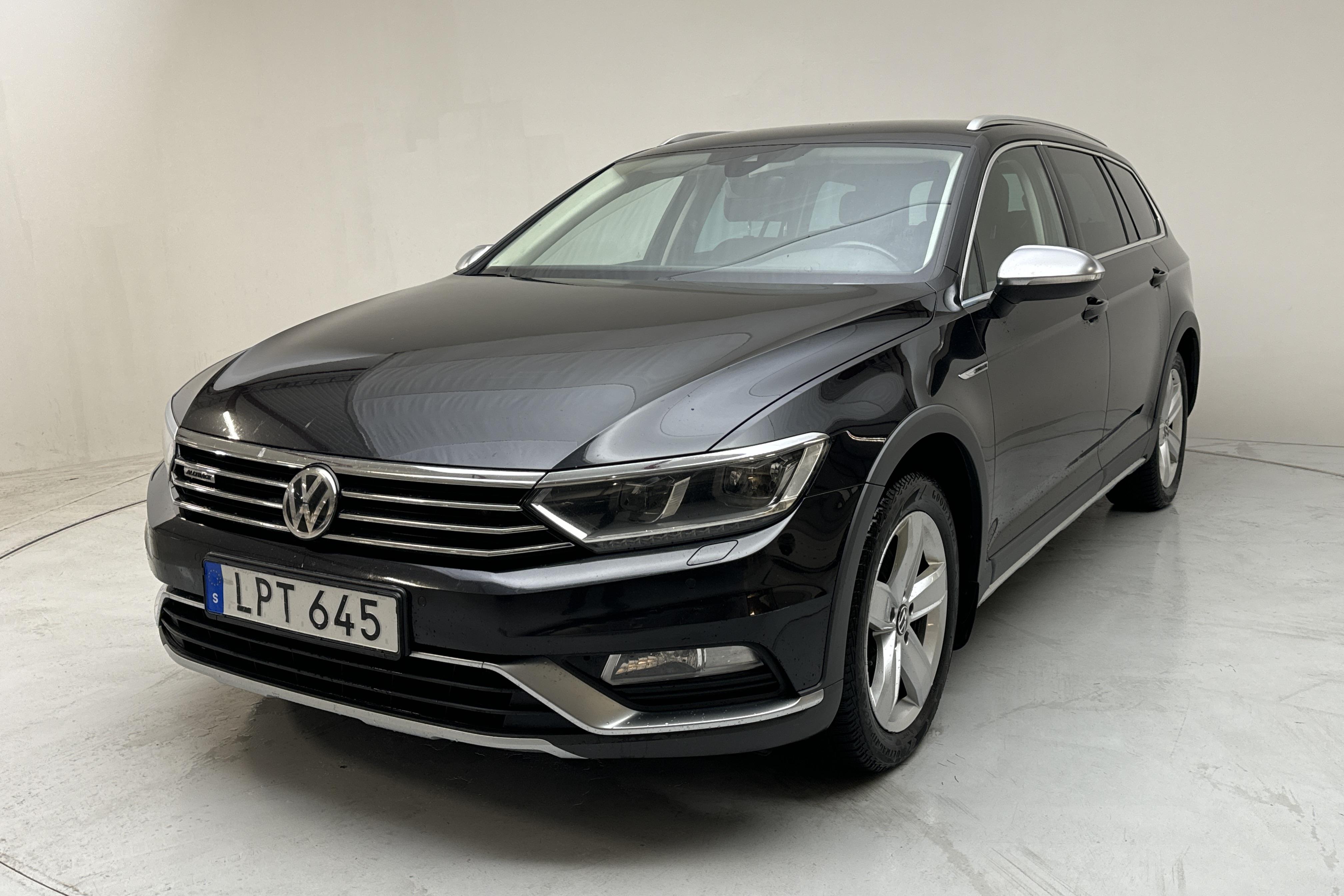 VW Passat Alltrack 2.0 TDI 4MOTION (190hk) - 157 280 km - Automatic - black - 2018