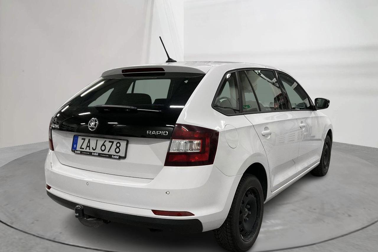 Skoda Rapid 1.4 TDI Spaceback (90hk) - 5 832 mil - Manuell - vit - 2018