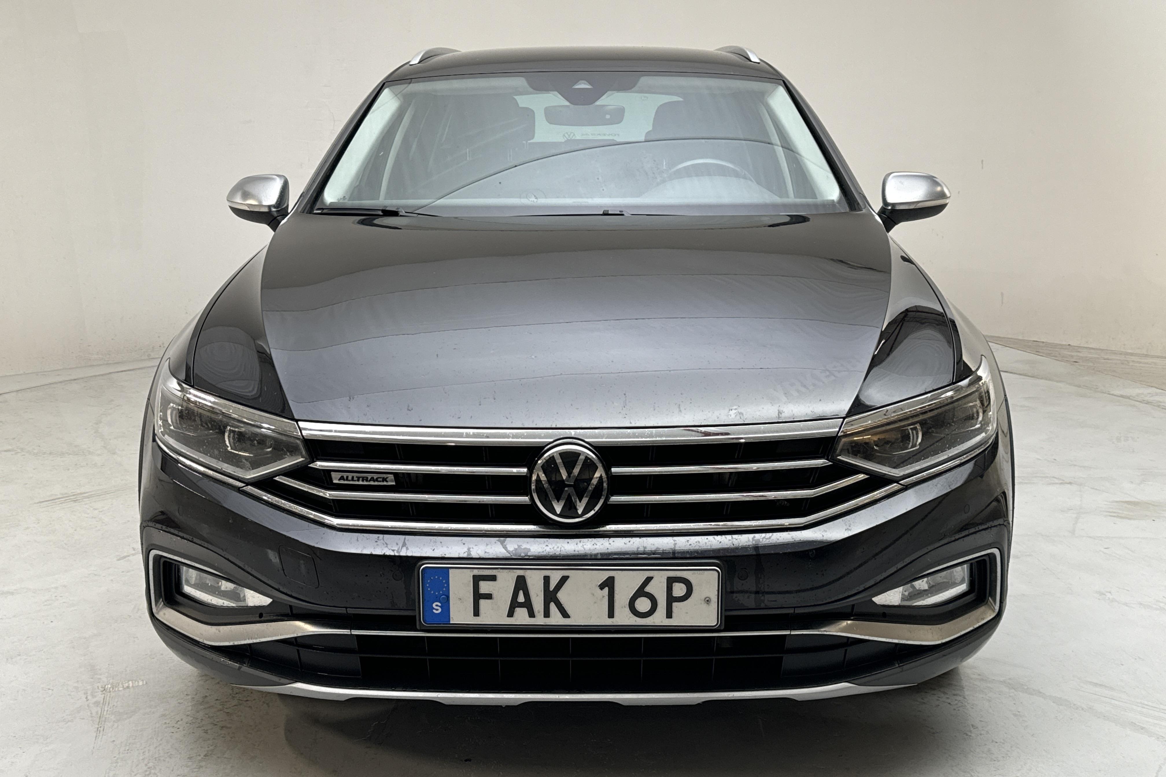 VW Passat Alltrack 2.0 TDI Sportscombi 4Motion (200hk) - 8 192 mil - Automat - svart - 2021