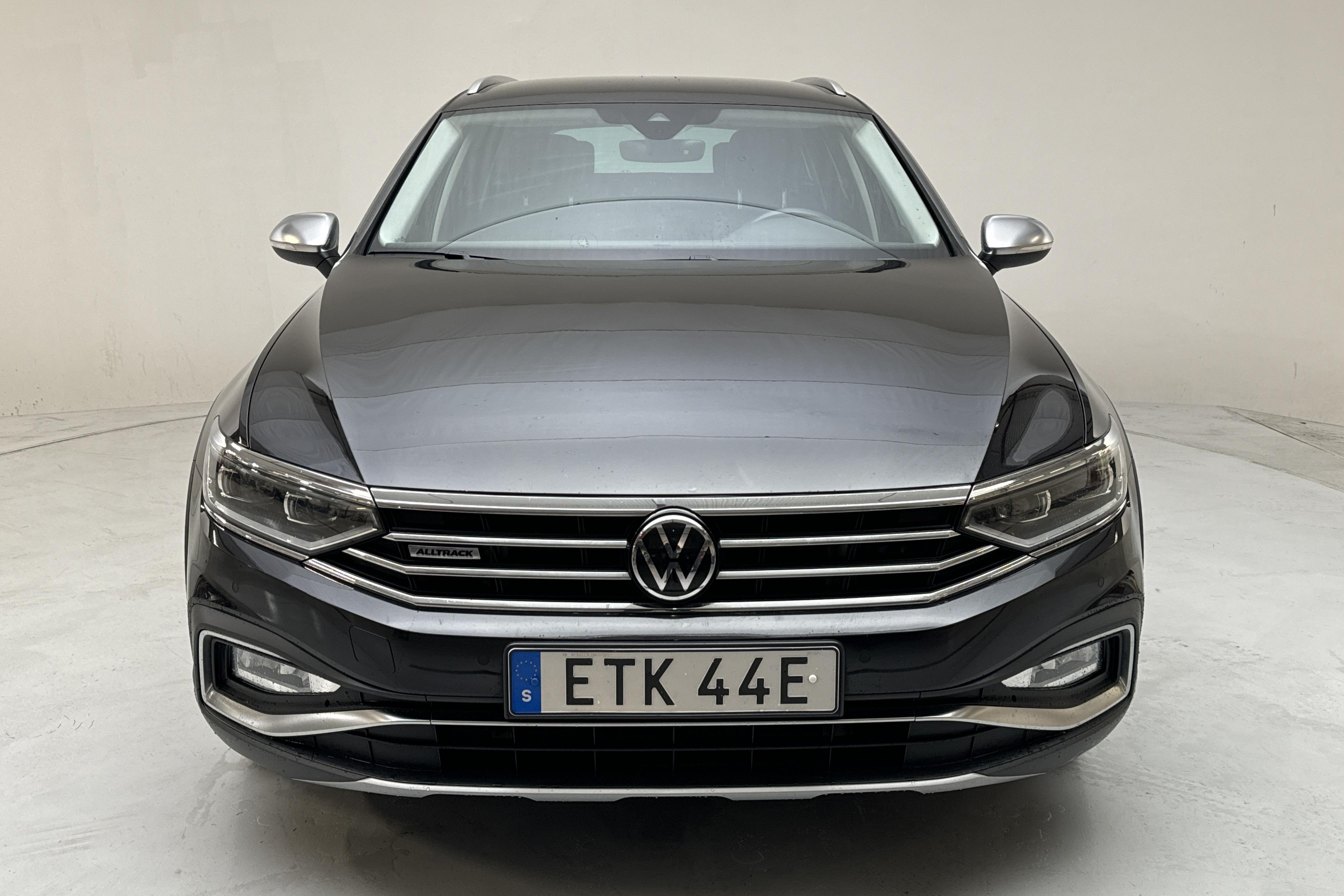 VW Passat Alltrack 2.0 TDI Sportscombi 4Motion (200hk) - 94 110 km - Automatic - black - 2021