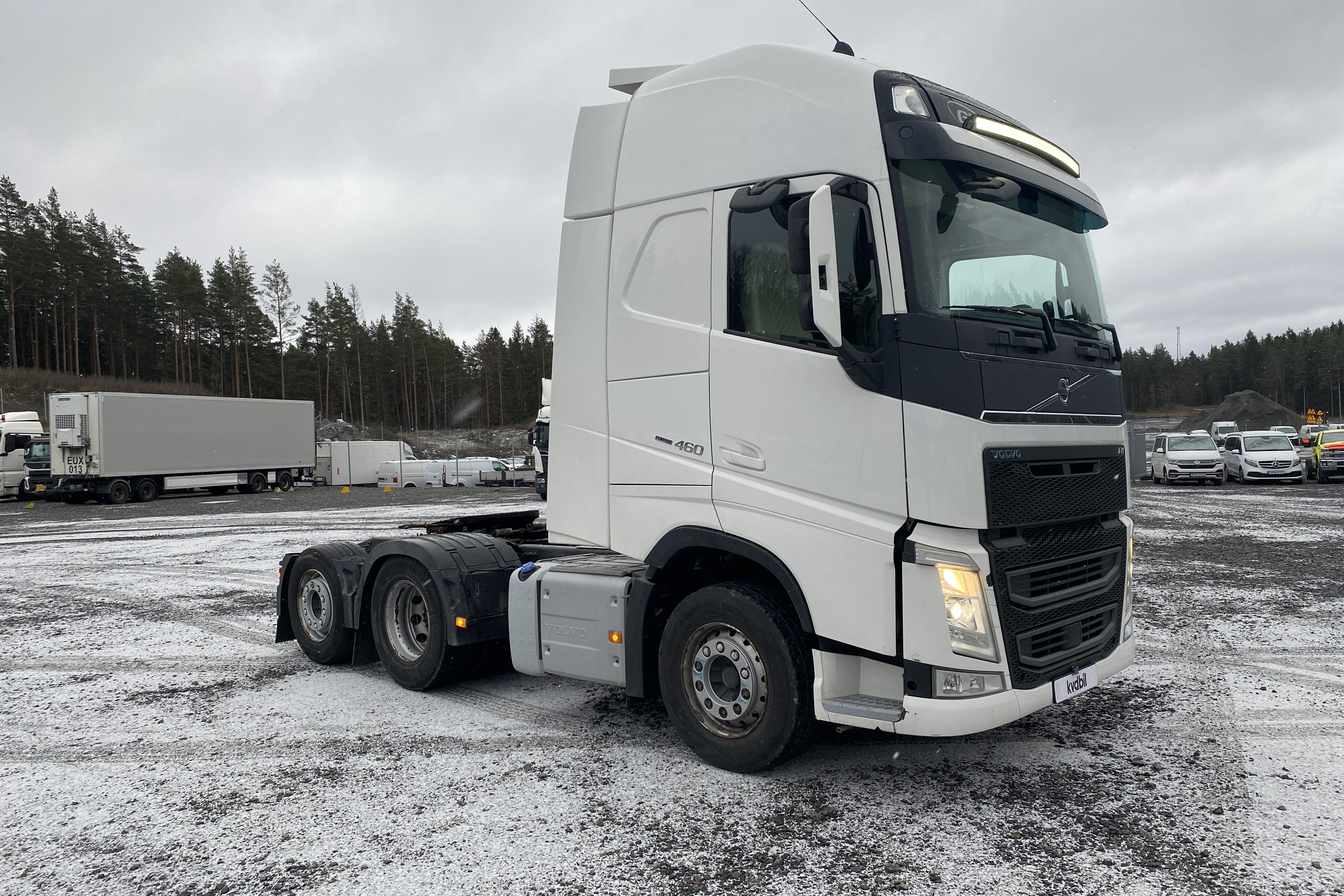 VOLVO FH460 - 400 587 km - Automatyczna - biały - 2017